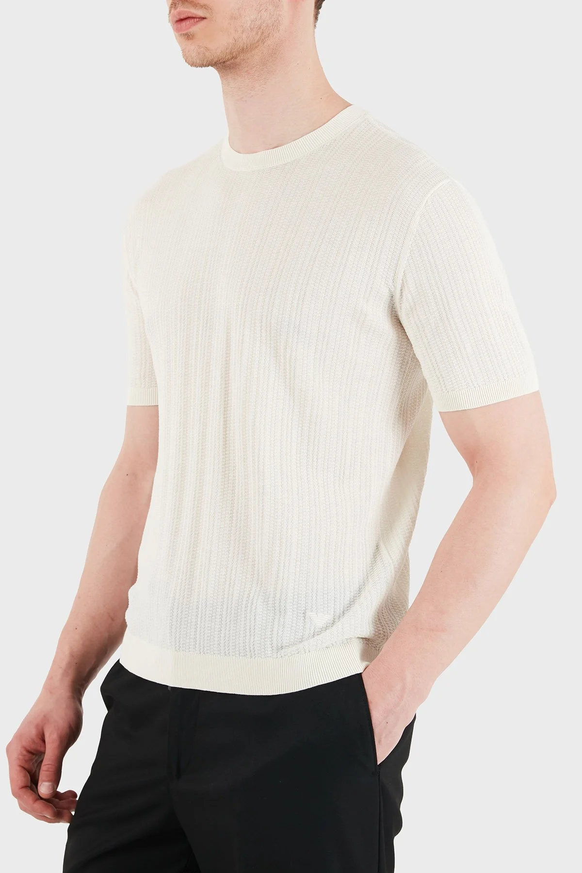 Emporio Armani Pamuklu Slim Fit Bisiklet Yaka Kısa Kollu Erkek Kazak EM004740 AF23761 U1107 EKRU - 5
