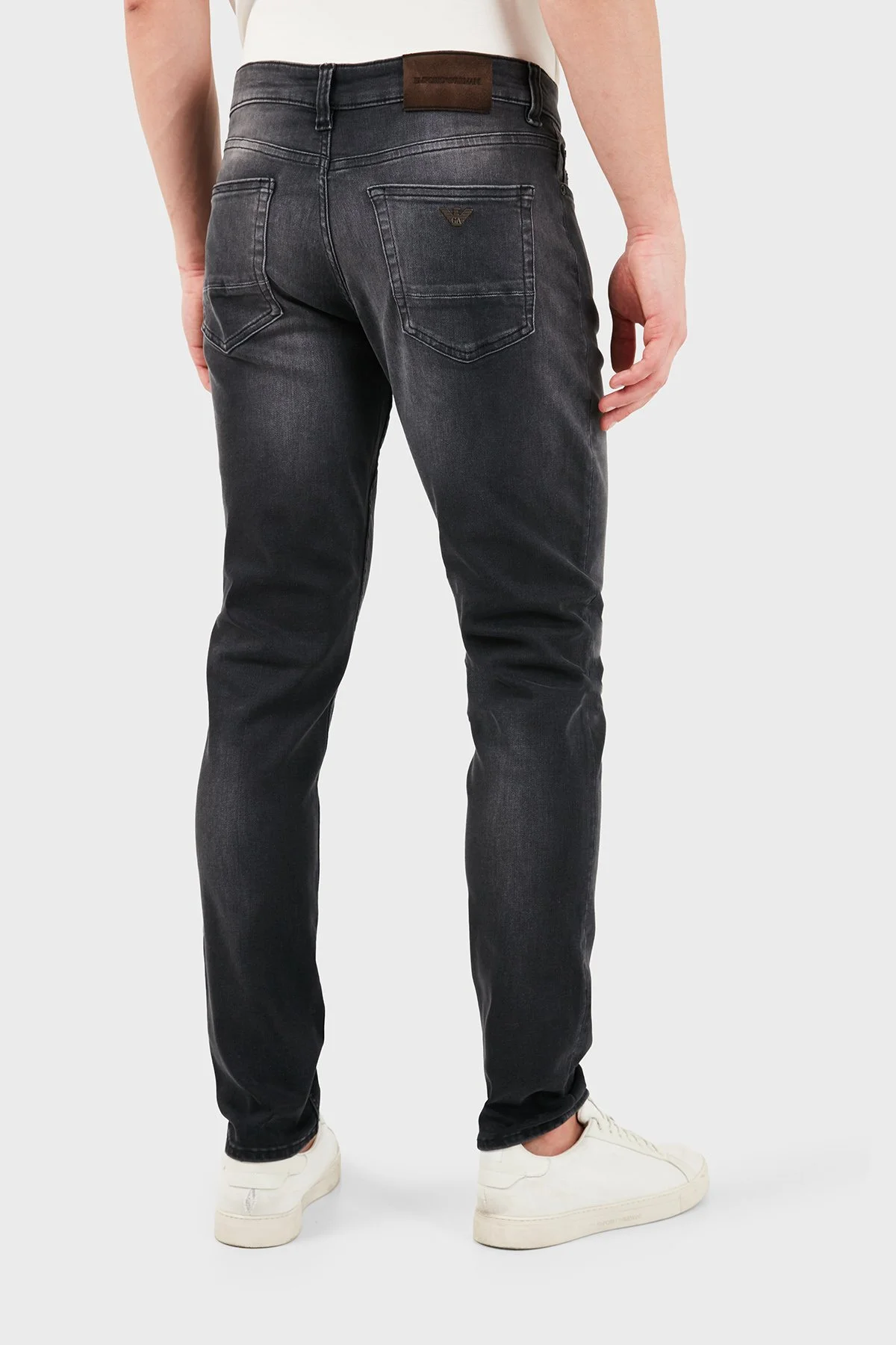 Emporio Armani Pamuklu Slim Fit Dar Paça Erkek Kot Pantolon EM006514 AF29574 M8001 Gri - 6