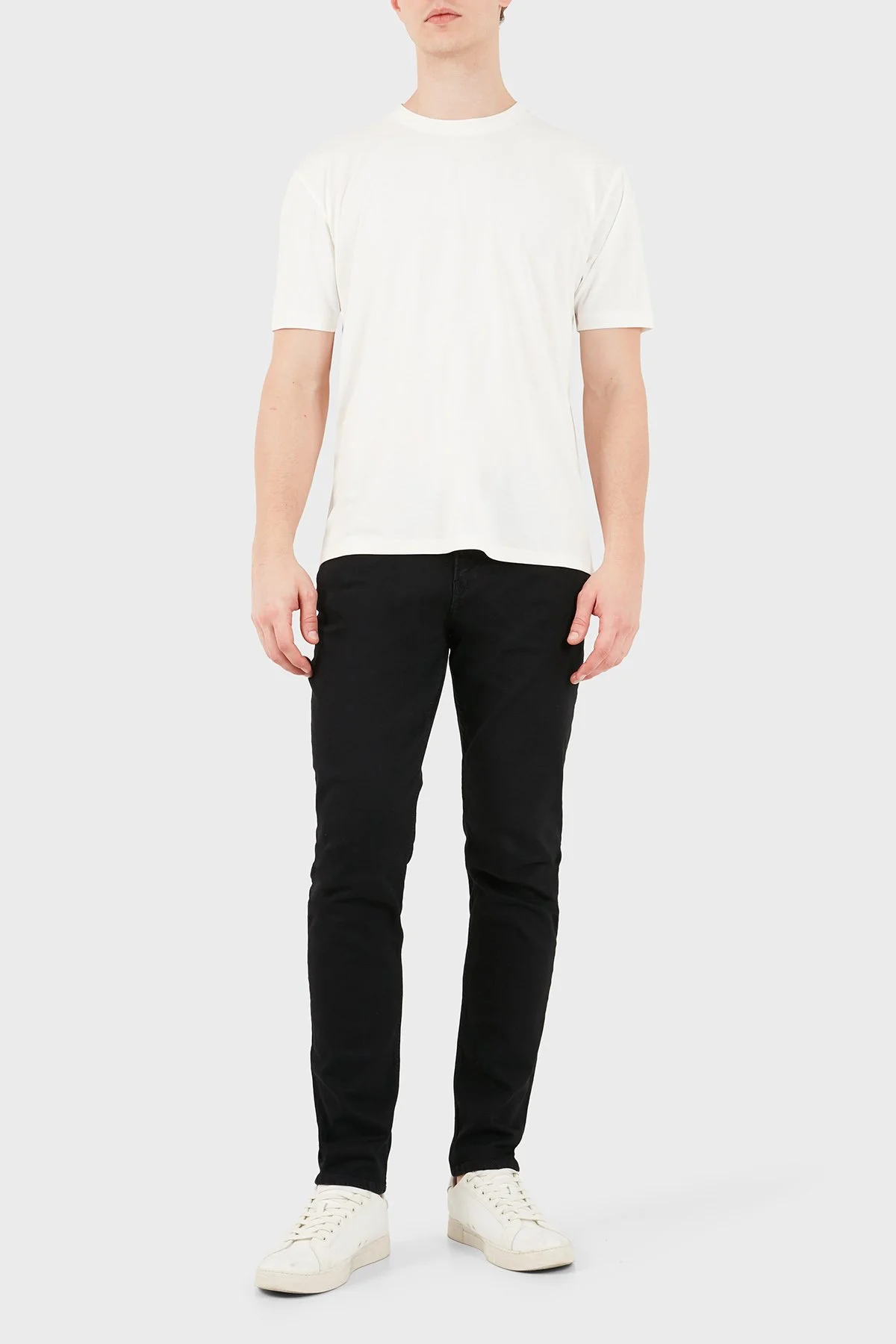 Emporio Armani Pamuklu Slim Fit Dar Paça Erkek Kot Pantolon EM006514 AF29576 MC002 Siyah - 2