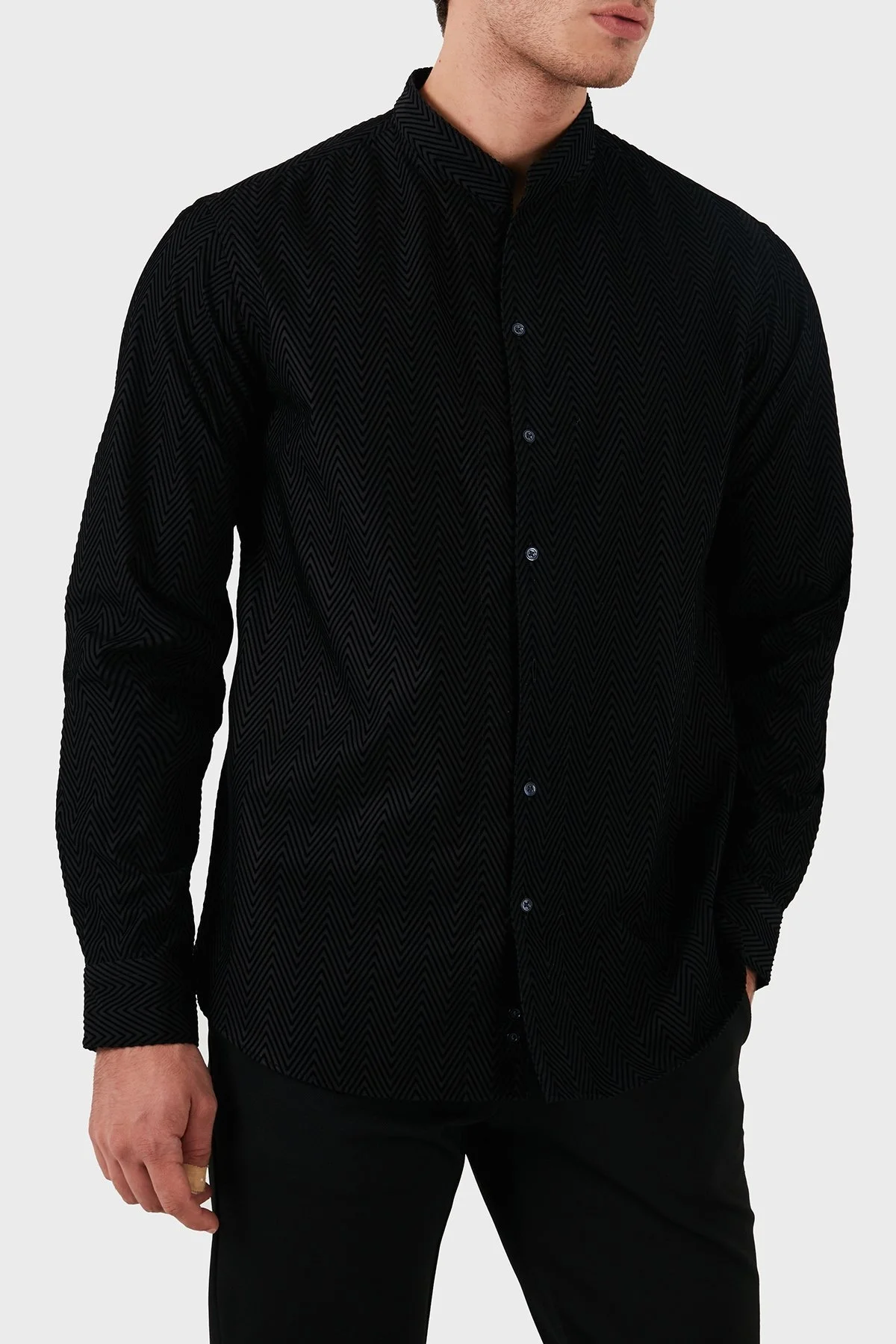 Emporio Armani Pamuklu Slim Fit Dik Yaka Erkek Gömlek EM000193 TE11327 F8023 SİYAH - 11