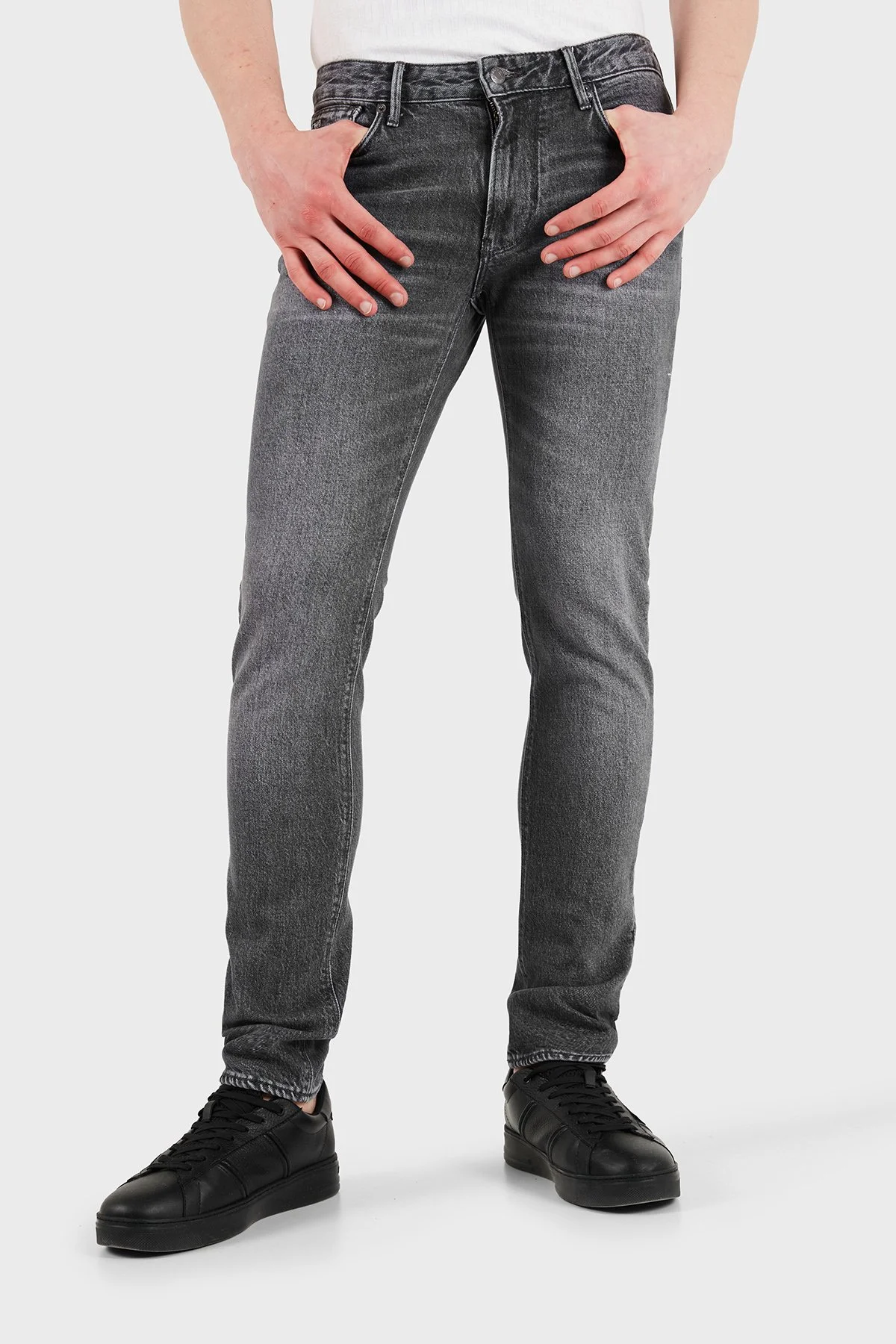 Emporio Armani Pamuklu Slim Fit Düşük Bel Jeans Erkek Kot Pantolon EM000121 AF17860 M8001 ANTRASİT - 1