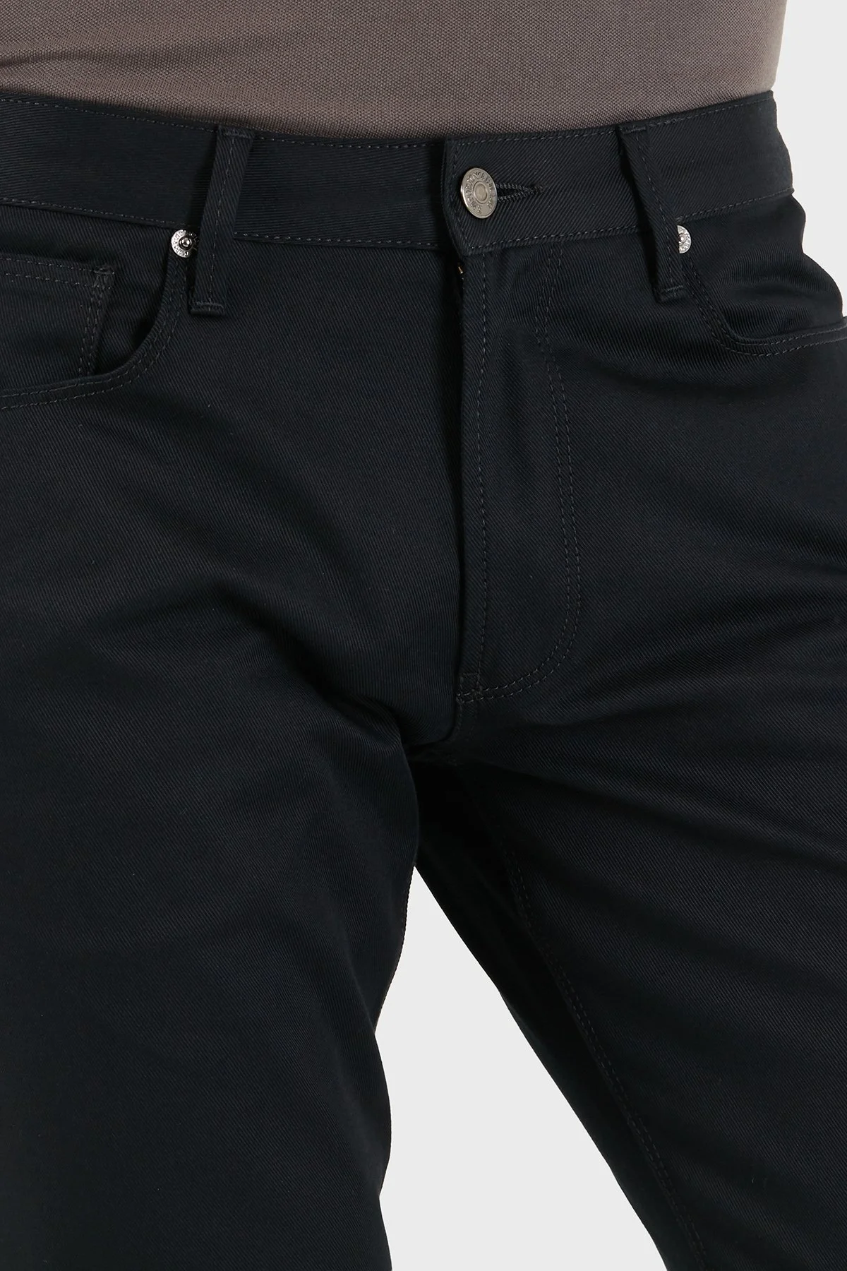 Emporio Armani Pamuklu Slim Fit Düşük Bel Jeans Erkek Kot Pantolon EM000121 AF23021 UC001 SİYAH - 6