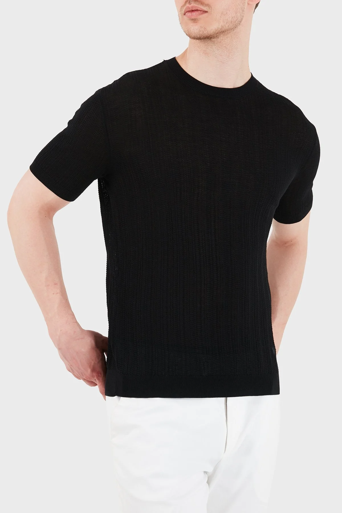 Emporio Armani Pamuklu Slim Fit Kısa Kollu Bisiklet Yaka Erkek Kazak EM004740 AF23761 UC001 SİYAH - 4