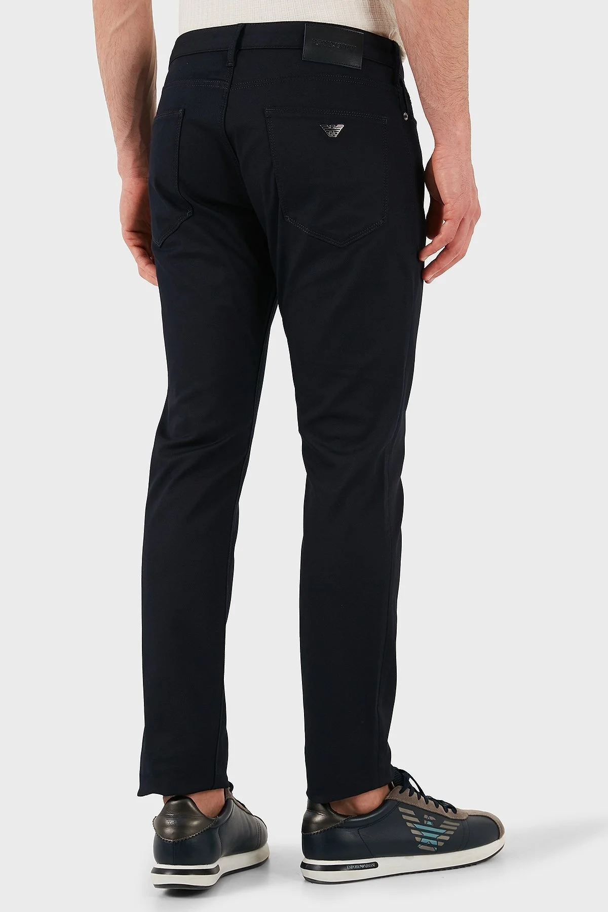 Emporio Armani Pamuklu Slim Fit Normal Bel Dar Paça Jeans Erkek Kot Pantolon EM000121 AF14122 UB118 LACİVERT - 12
