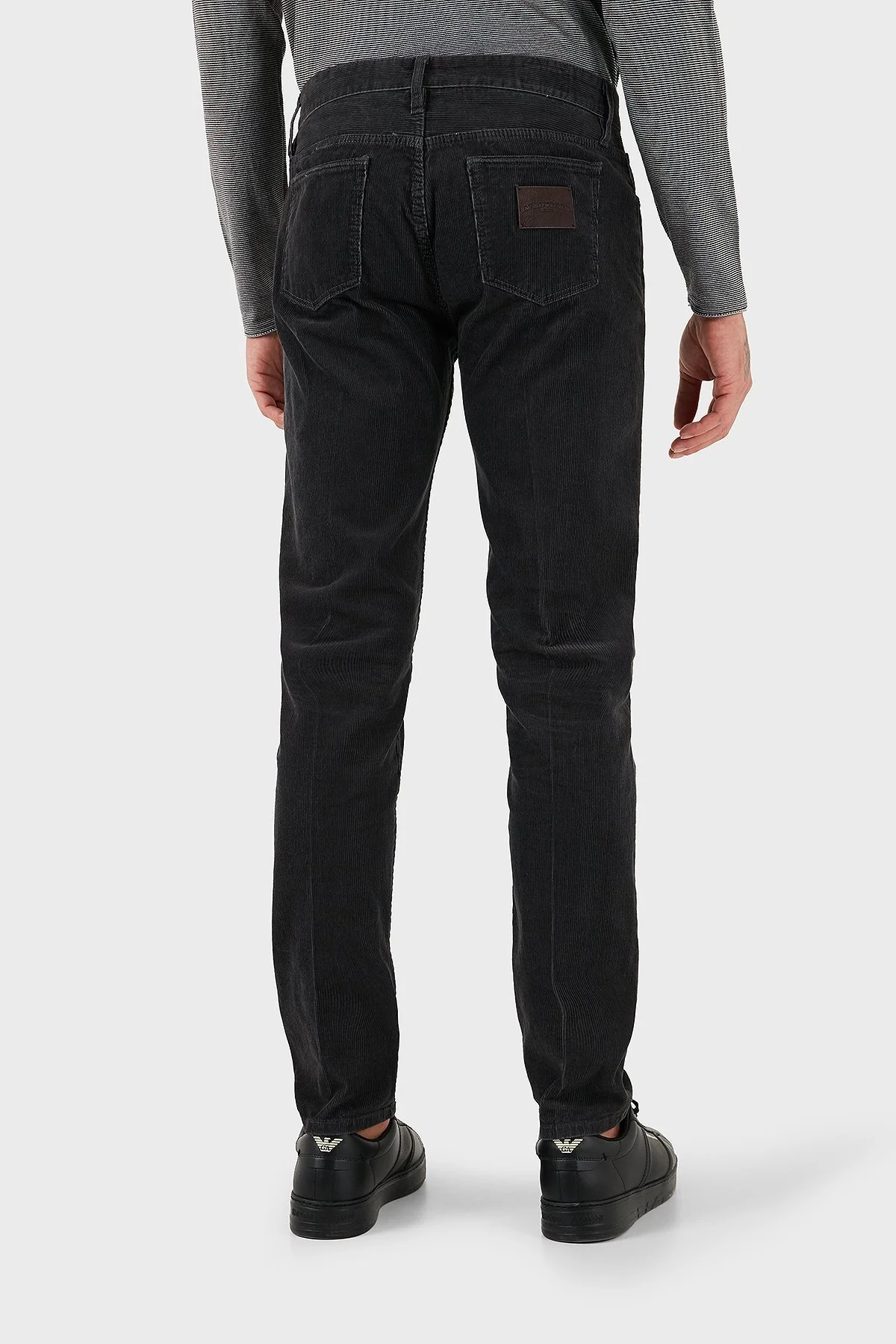Emporio Armani Pamuklu Slim Fit Normal Bel Düz Paça Kadife Erkek Pantolon EM000668 AF19527 U8131 LACİVERT - 5