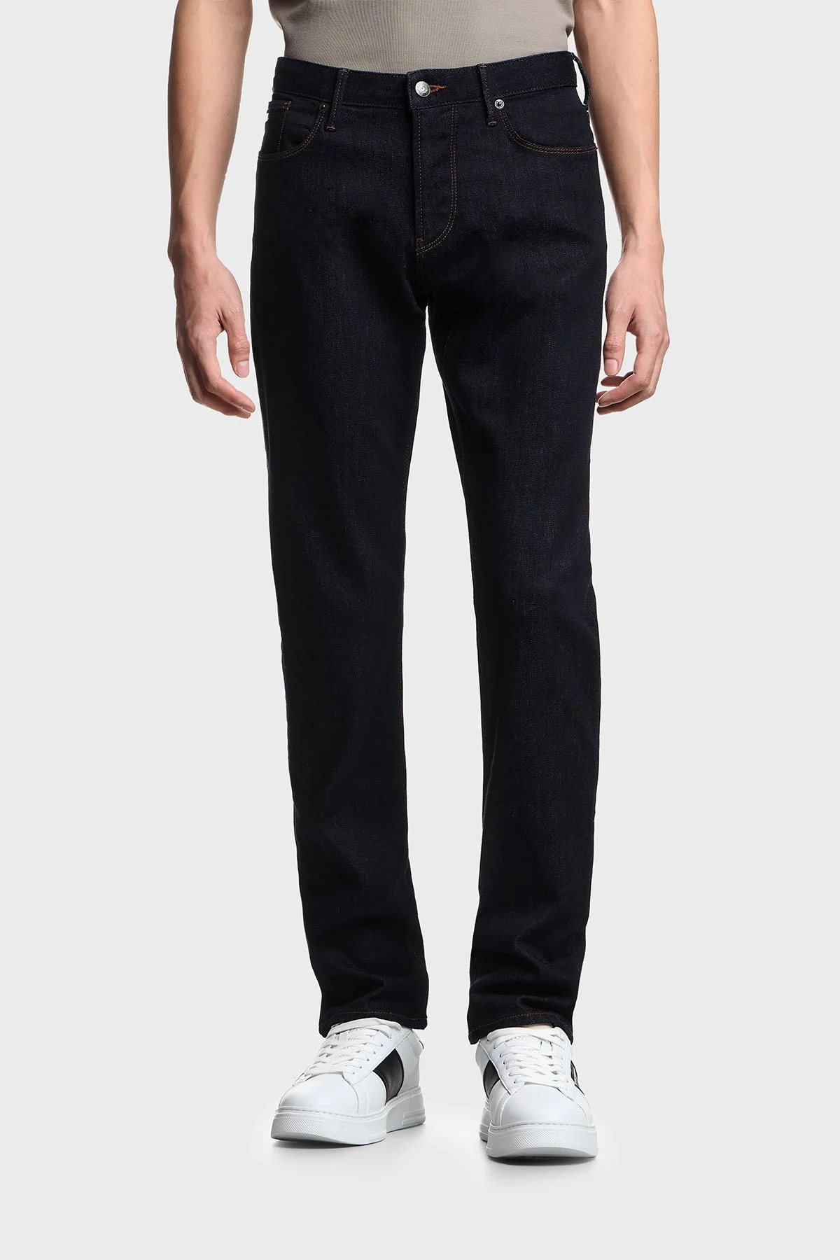 Emporio Armani Pamuklu Slim Fit Normal Bel Jeans Erkek Kot Pantolon EM000121 AF22800 MB001 Lacivert - 1