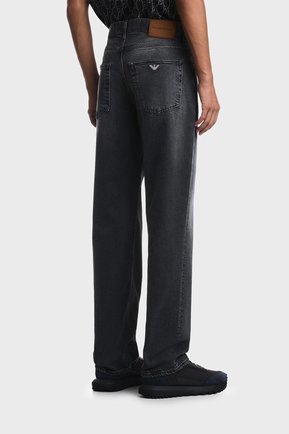 Emporio Armani Pamuklu Soluk Görünümlü Regular Fit Jeans Erkek Kot Pantolon EM000763 AF29076 M8001 Gri - 3