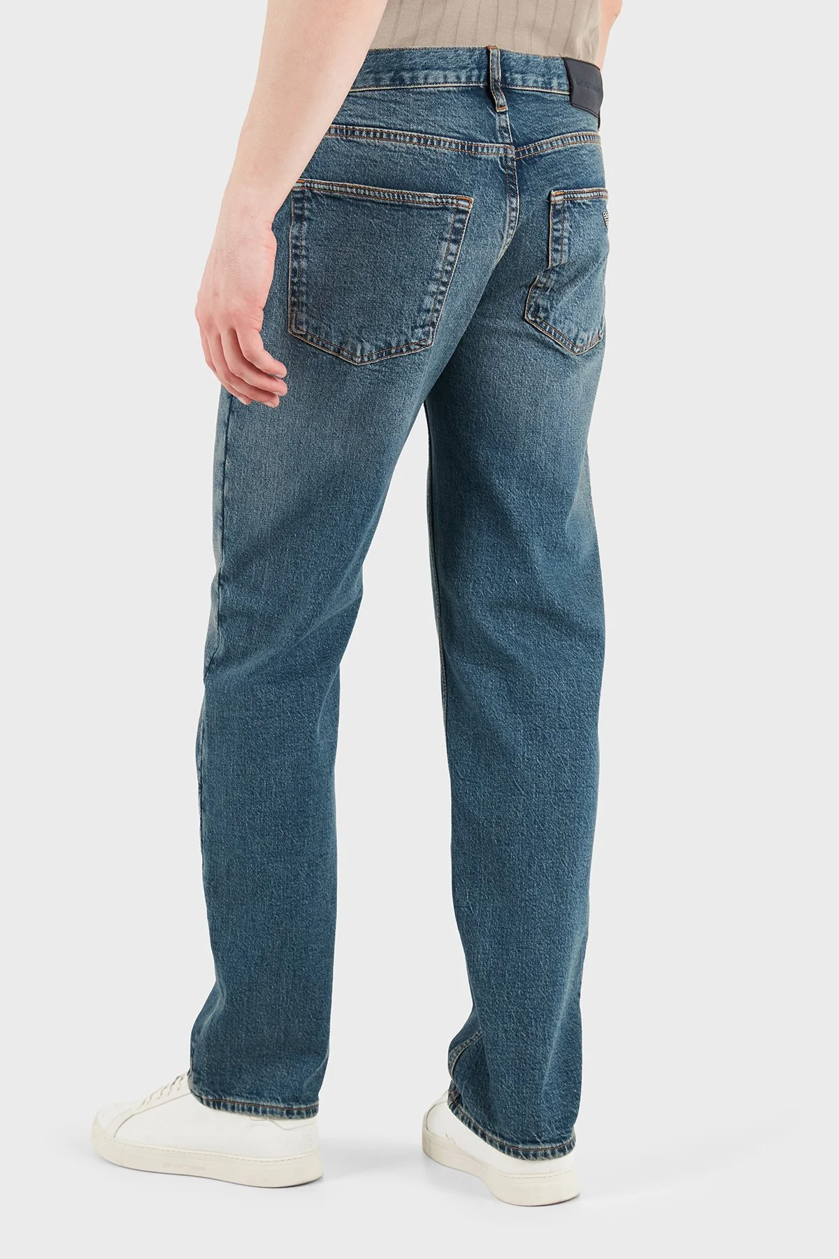 Emporio Armani Pamuklu Straight Fit Normal Bel Jeans Erkek Kot Pantolon EM000763 AF25398 MB002 LACİVERT - 3