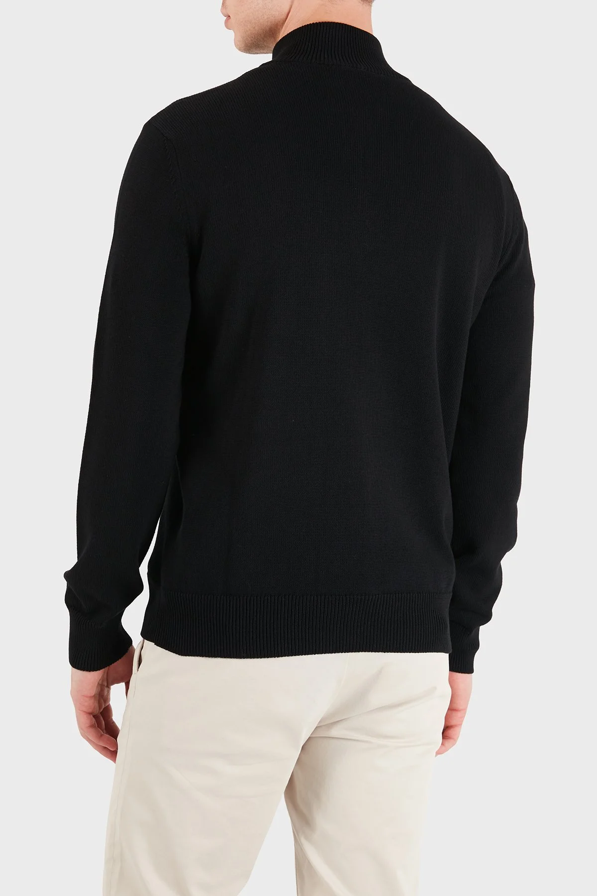 Emporio Armani Pamuklu Yarım Fermuarlı Dik Yaka Erkek Kazak EM005176 AF24121 UC001 Siyah - 3