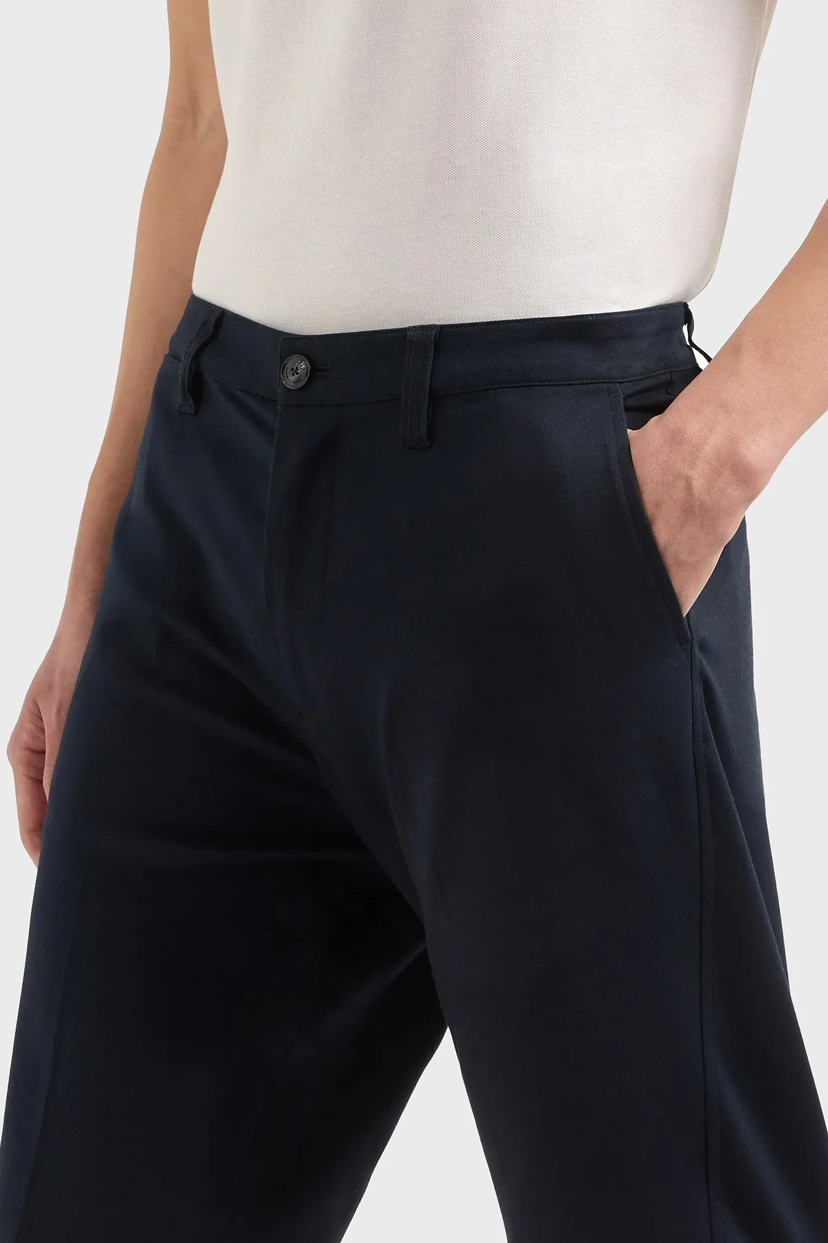 Emporio Armani Pamuklu Yüksek Bel Regular Fit Erkek Short 8N1PB3 1NGCZ 0920 LACİVERT - 4