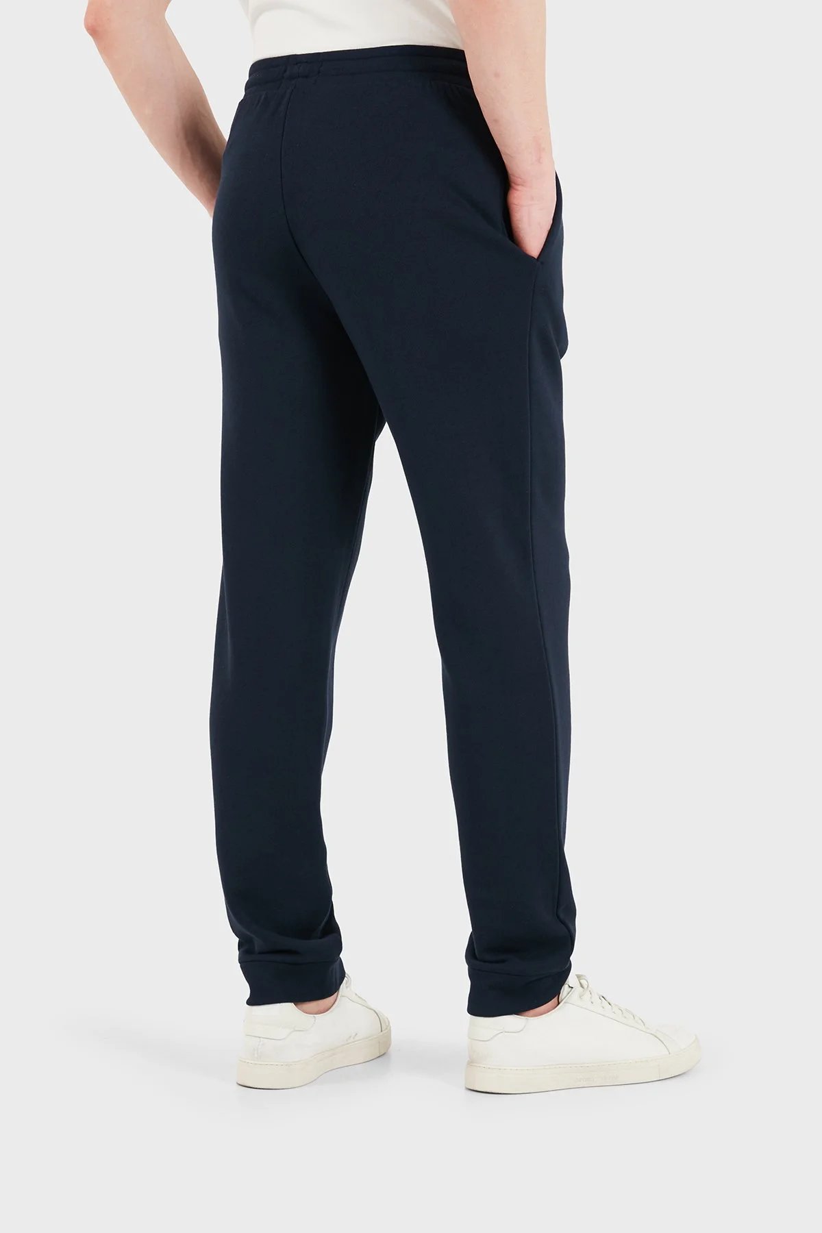 Emporio Armani Pamuk Ve Modal Karışımlı Relaxed Fit Normal Bel Erkek Pantolon EM000500 AF19060 UB102 LACİVERT - 3