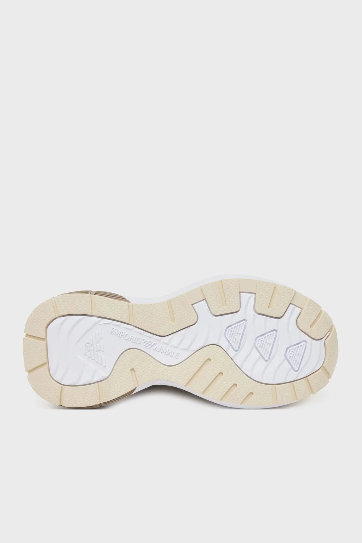 Emporio Armani Parlak Görünümlü Logolu Hakiki Deri Kalın Taban Bayan Ayakkabı X3X238 XR388 00194 GOLD - 12