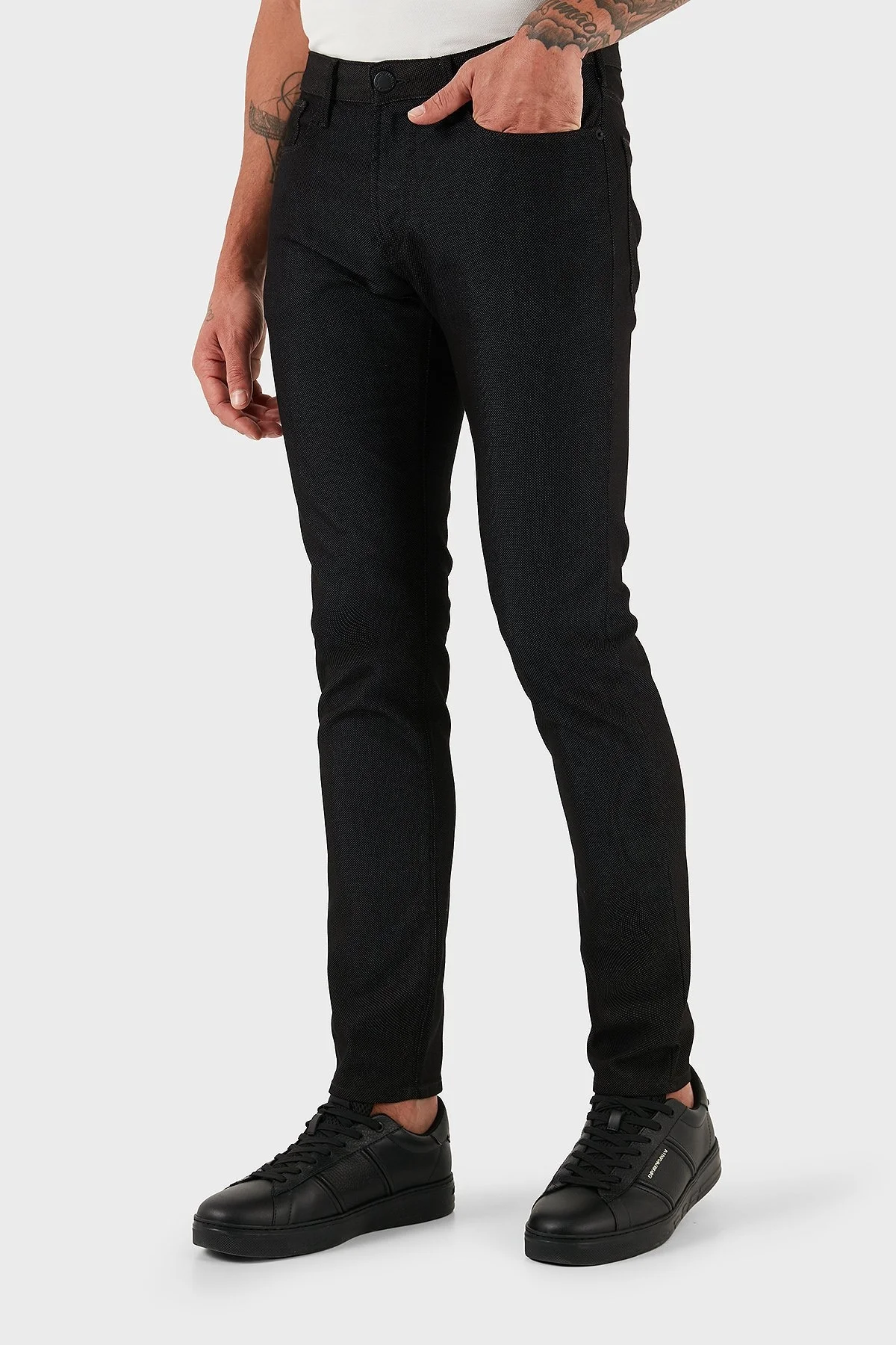 Emporio Armani Puantiyeli Streç Pamuklu Slim Fit Düşük Bel Dar Paça Jeans Erkek Kot Pantolon EM000121 AF14124 FC042 SİYAH - 3
