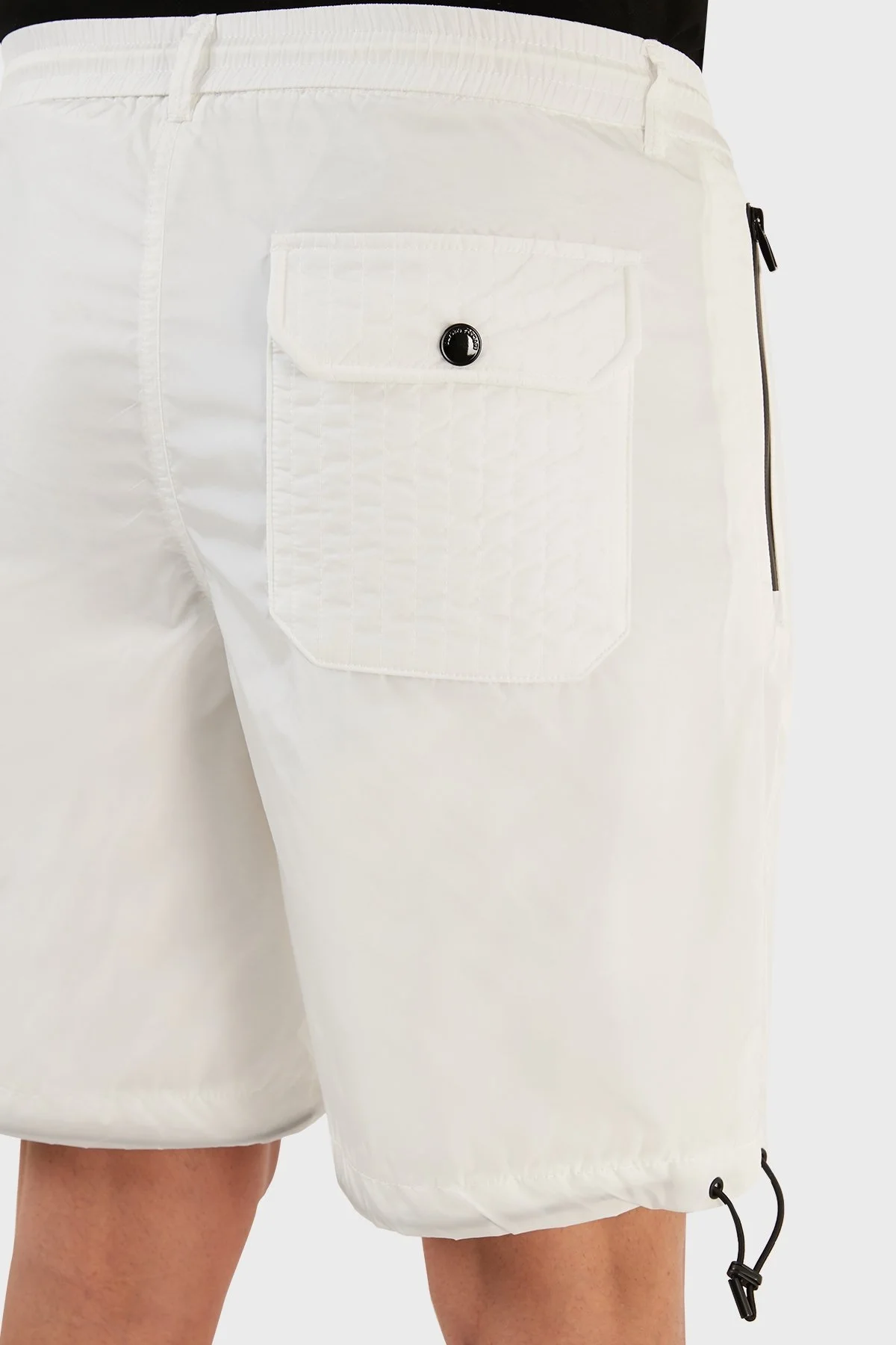 Emporio Armani Regular Fit Belden Bağlamalı Büzgülü Erkek Bermuda 3R1PC3 1NRMZ 0101 BEYAZ - 7