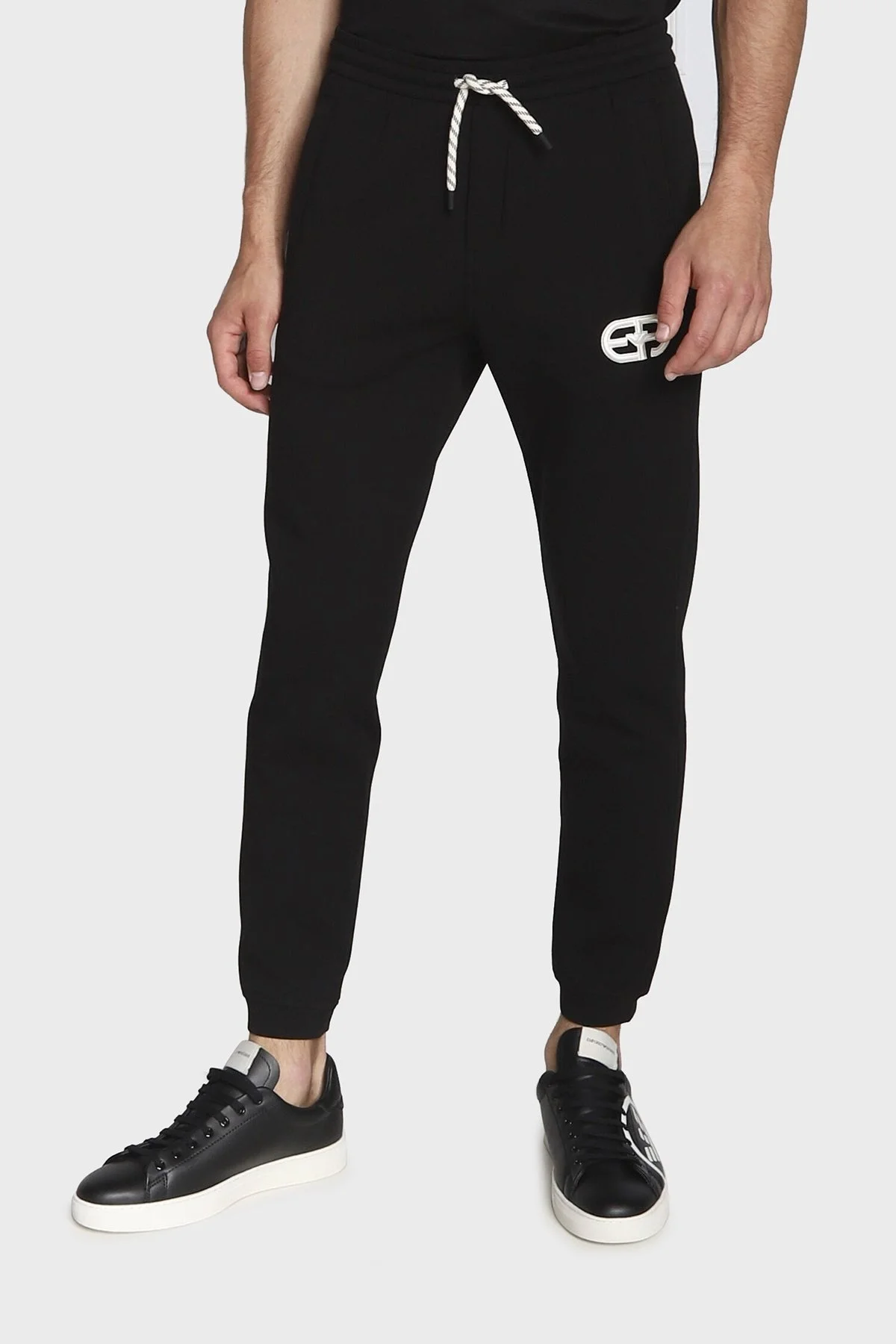 Emporio Armani Regular Fit Belden Bağlamalı Cepli Pamuklu Jogger Erkek Pantolon 6L1PE5 1JHSZ 0999 SİYAH - 1