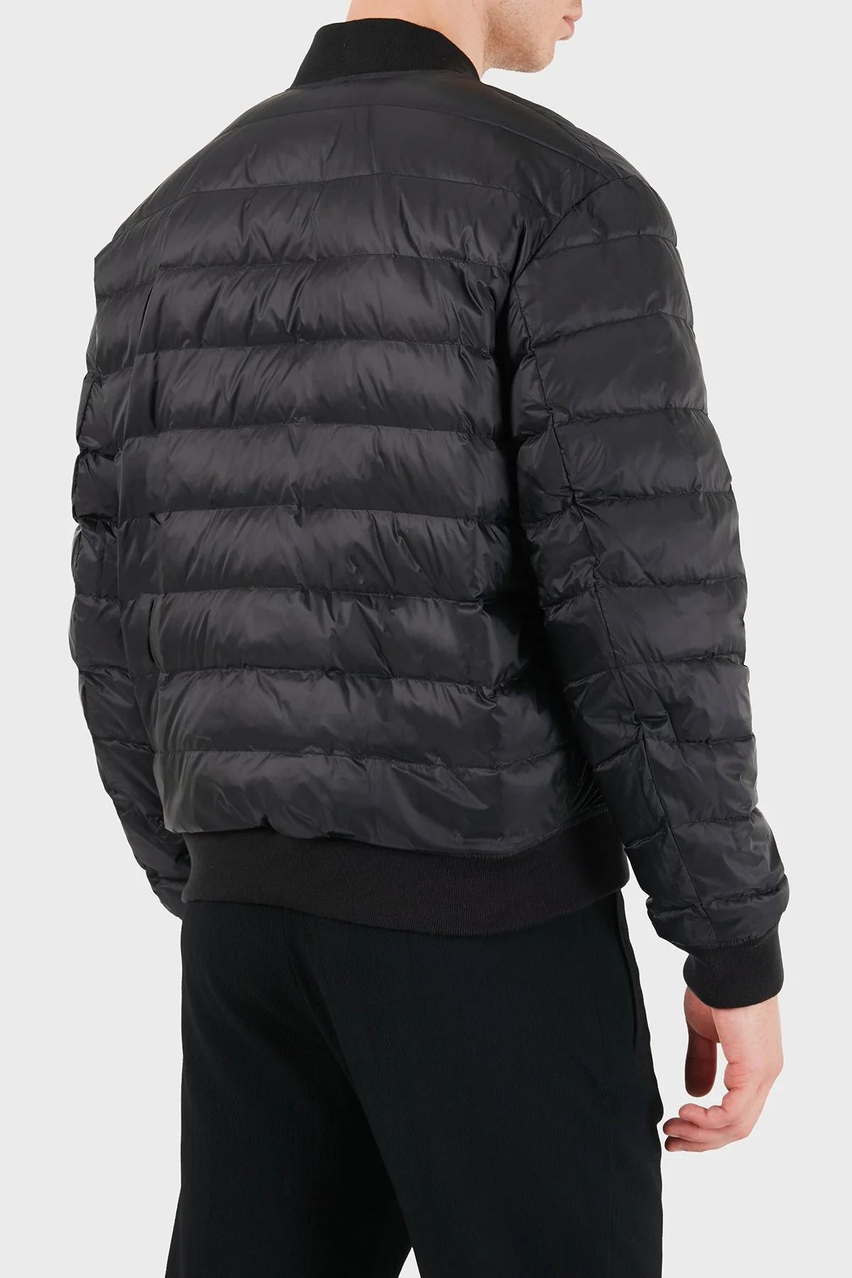 Emporio Armani Regular Fit Çift Taraflı Kuş Tüyü Dolgulu Erkek Mont EM006731 AF28011 UC001 Siyah - 4