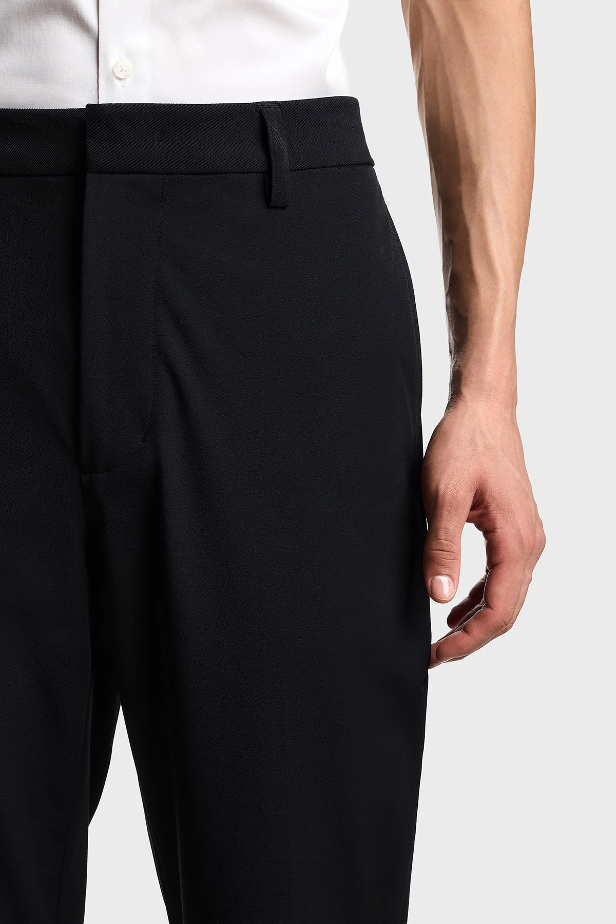 Emporio Armani Regular Fit Düz Paça Erkek Pantolon EM003660 AF18502 UB118 Lacivert - 4