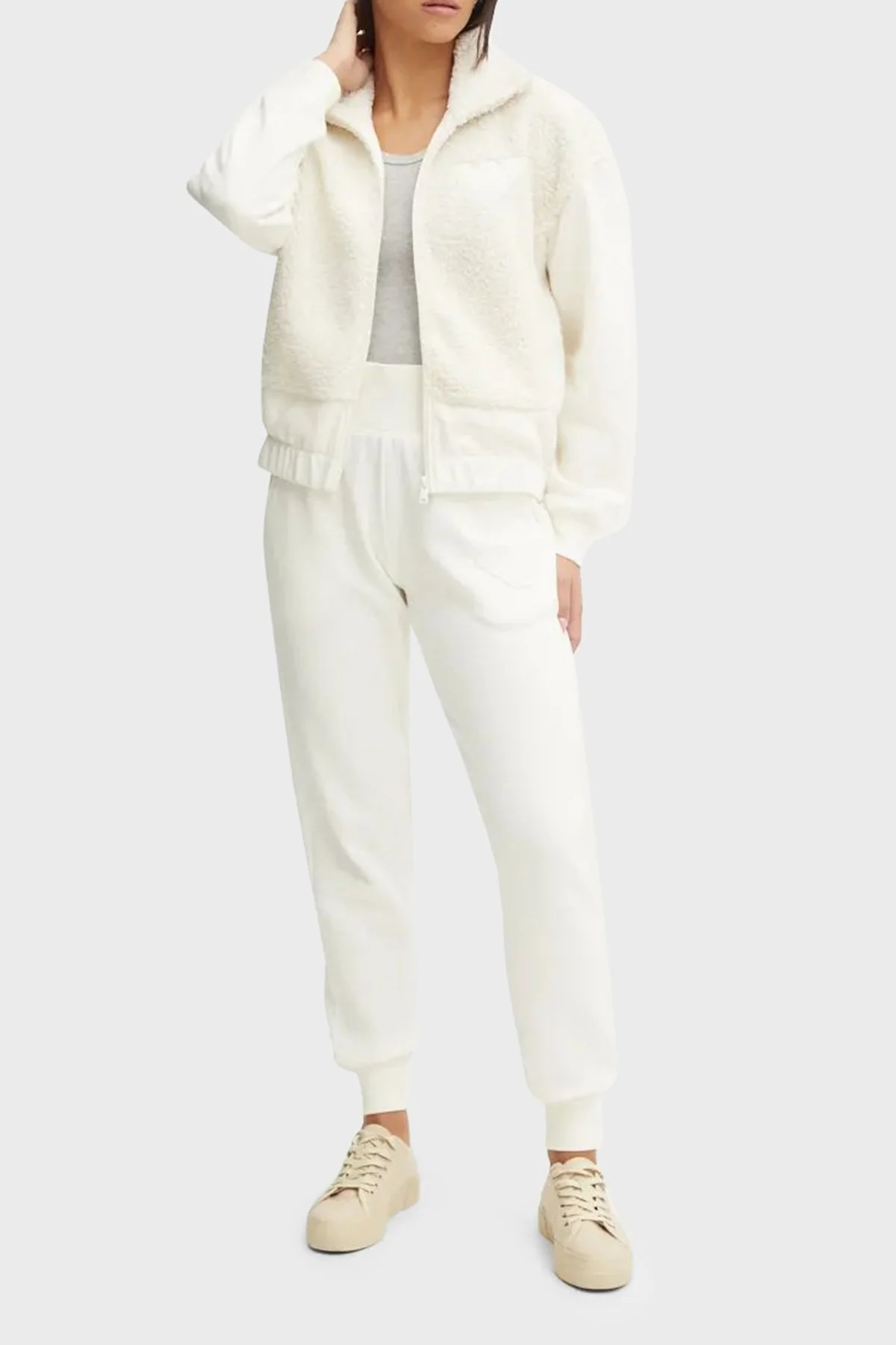 Emporio Armani Regular Fit Fermuarlı Teddy Polar Bayan Sweat 1649074 F2569 2810 EKRU - 3