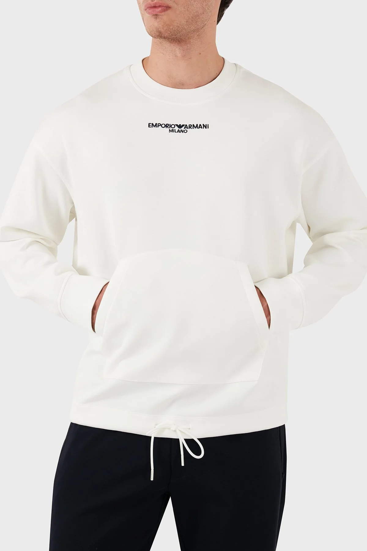 Emporio Armani Regular Fit Kanguru Cep Bisiklet Yaka Logolu Erkek Sweat 6D1MC1 1JRRZ 0101 BEYAZ - 3