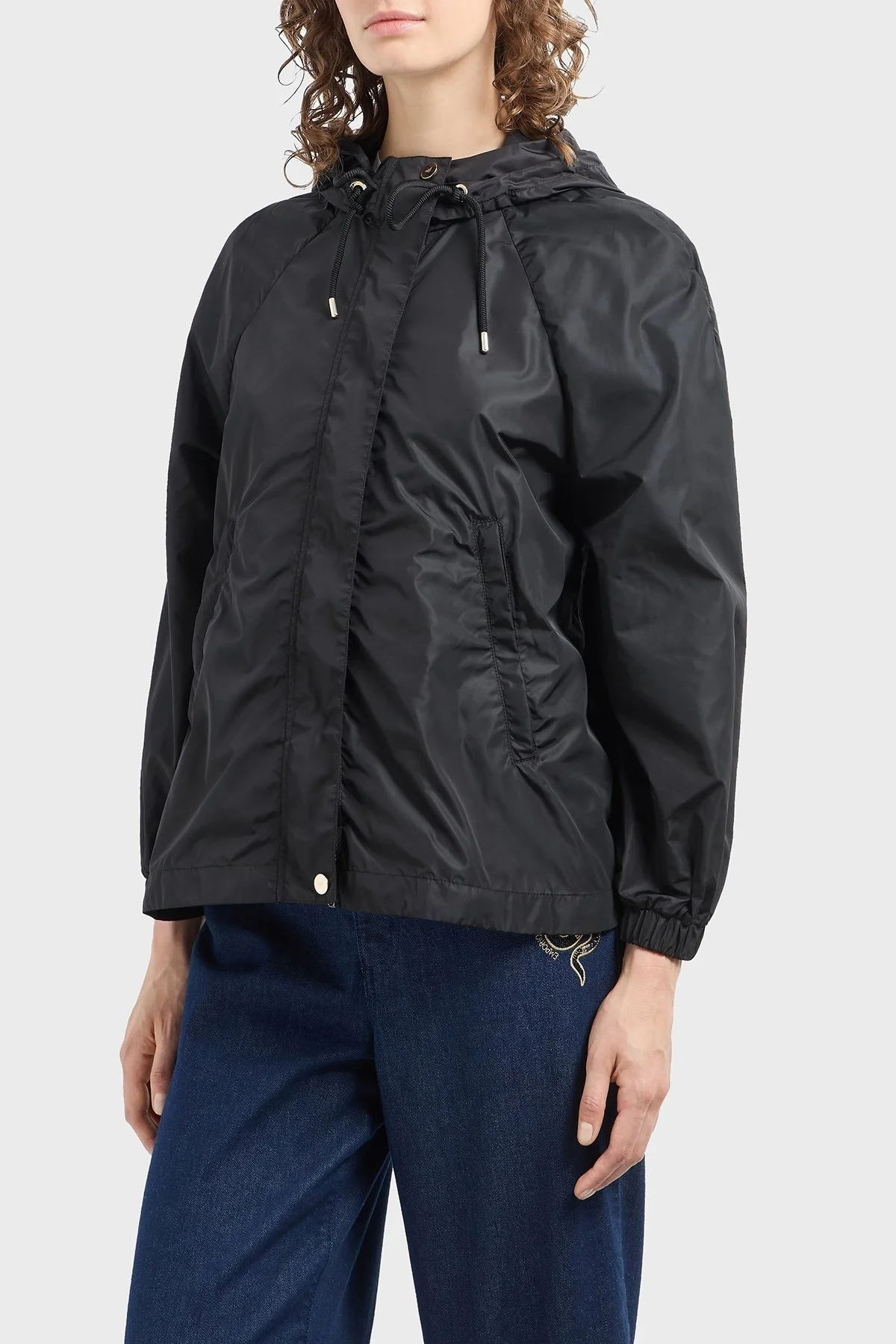 Emporio Armani Regular Fit Kapüşonlu Logolu Bayan Ceket EW001163 AF13339 UC001 SİYAH - 7