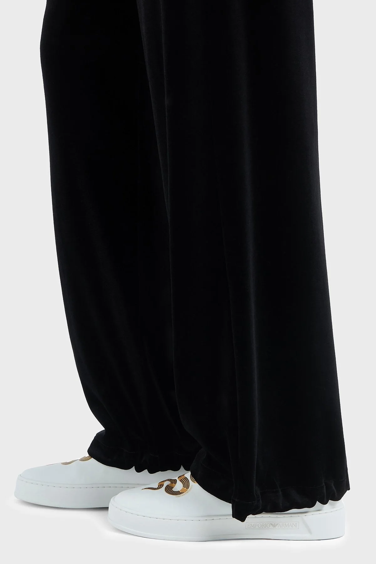 Emporio Armani Regular Fit Lastikli Bel Bol Paça Şönil Bayan Pantolon EW001167 AF13341 UC001 SİYAH - 4