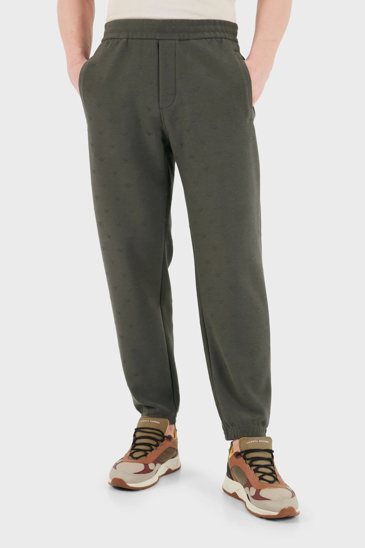 Emporio Armani Regular Fit Lastikli Bel Lastikli Paça Jogger Erkek Pantolon EM004872 AF13700 F8248 HAKİ - 1