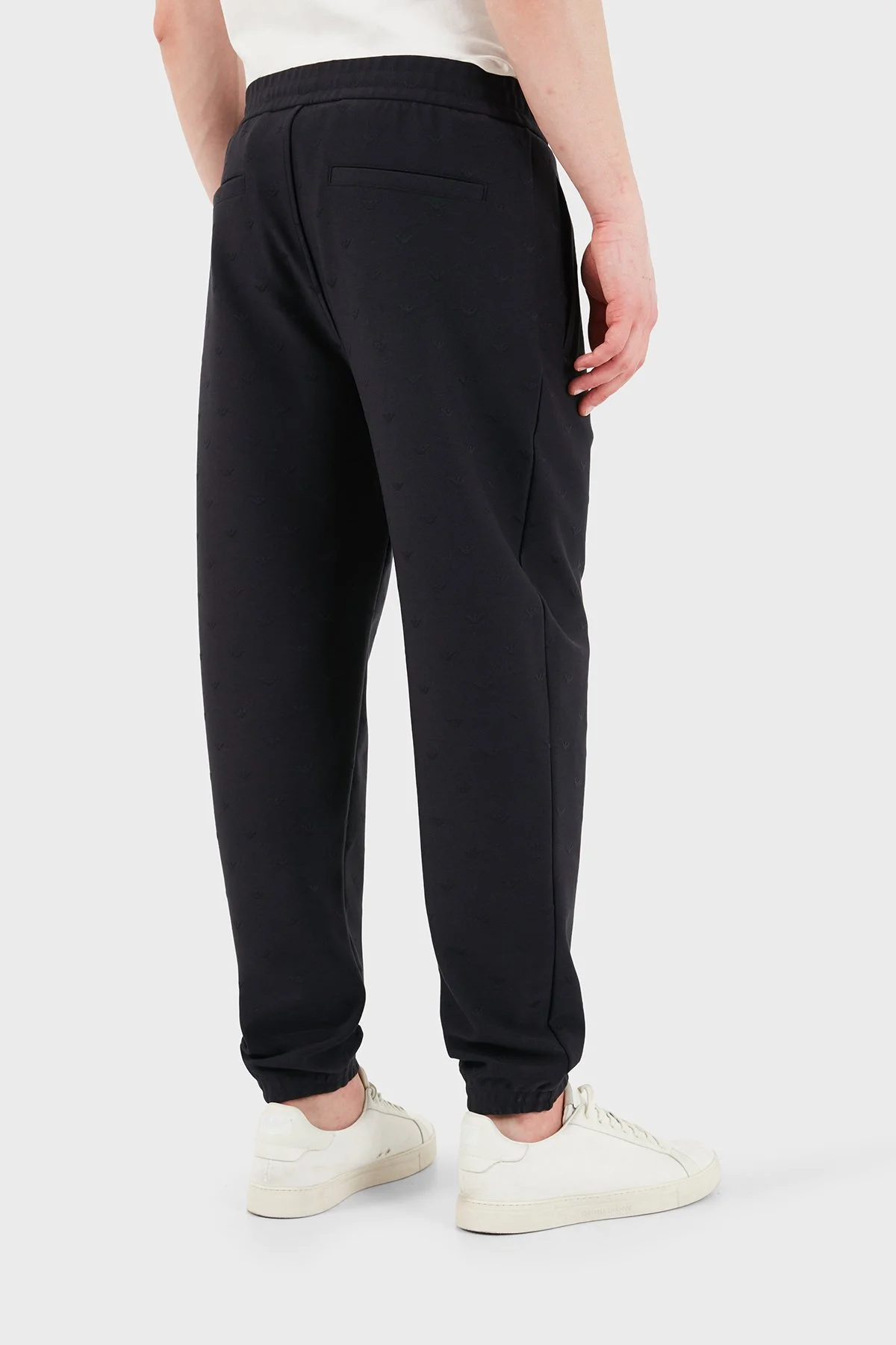 Emporio Armani Regular Fit Lastikli Bel Lastikli Paça Jogger Erkek Pantolon EM004872 AF13700 FB469 SİYAH - 3