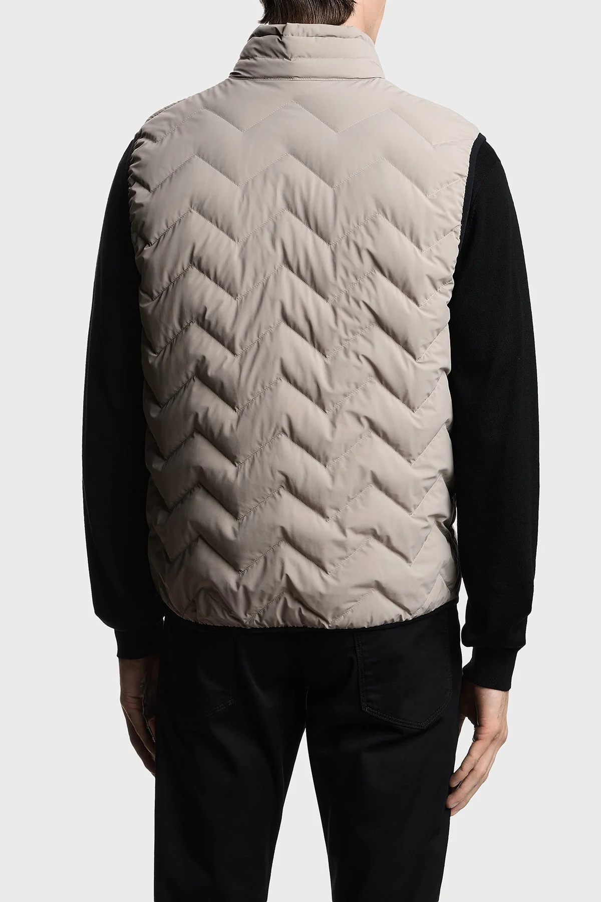 Emporio Armani Regular Fit Logolu Kapitoneli Dik Yaka Şişme Erkek Yelek EM004946 AF18499 U8049 VİZON - 3