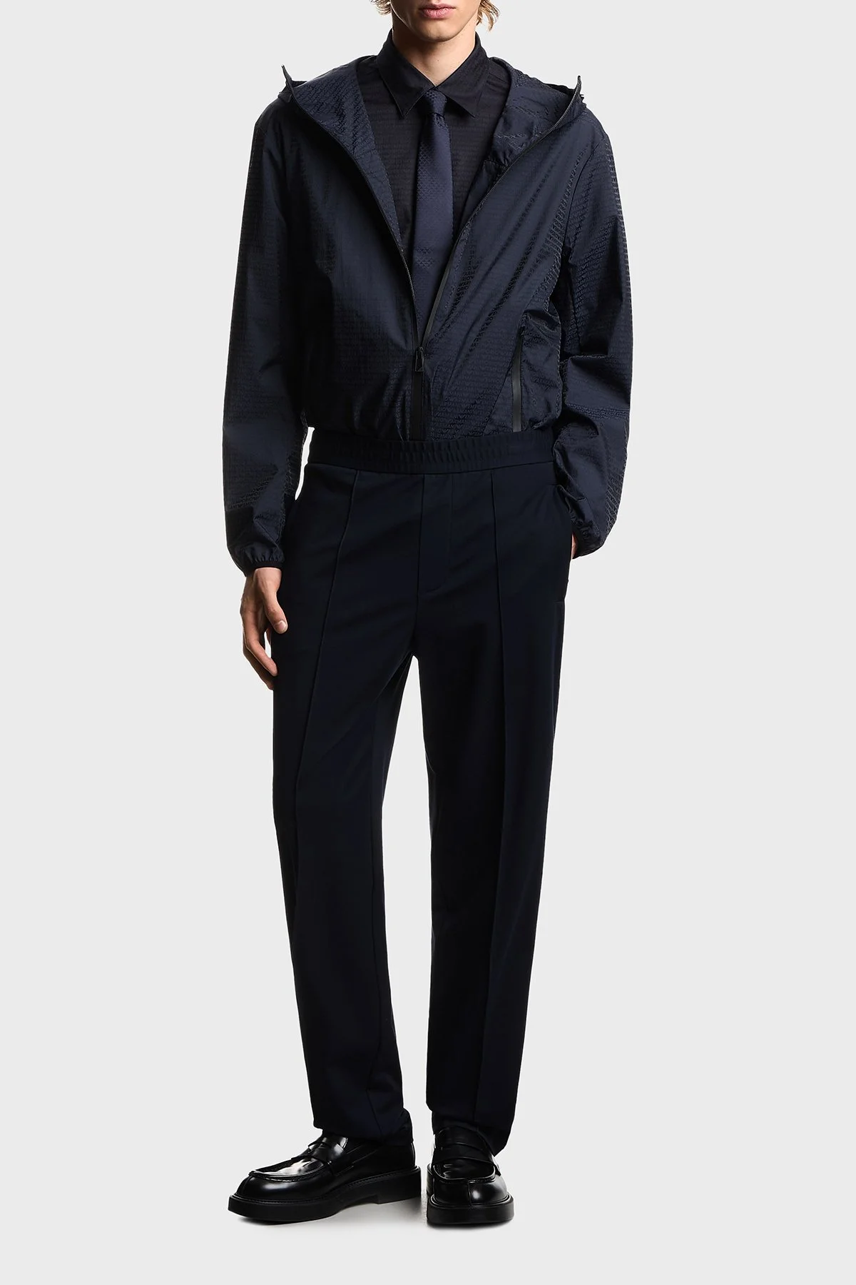 Emporio Armani Regular Fit Logolu Kapüşon Yaka Erkek Mont EM004952 AF15384 UB118 LACİVERT - 2