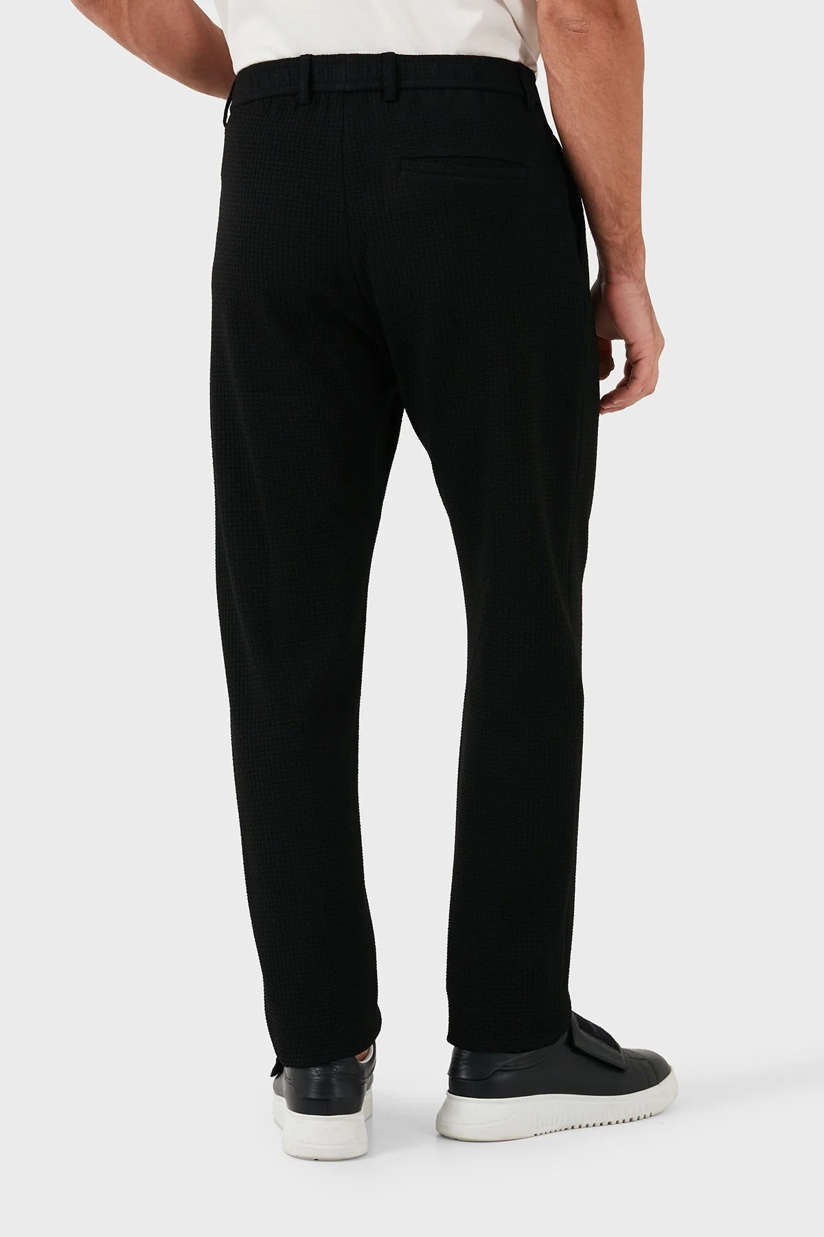 Emporio Armani Regular Fit Normal Bel Düz Paça Erkek Pantolon EM000440 TE11235 UC001 SİYAH - 9