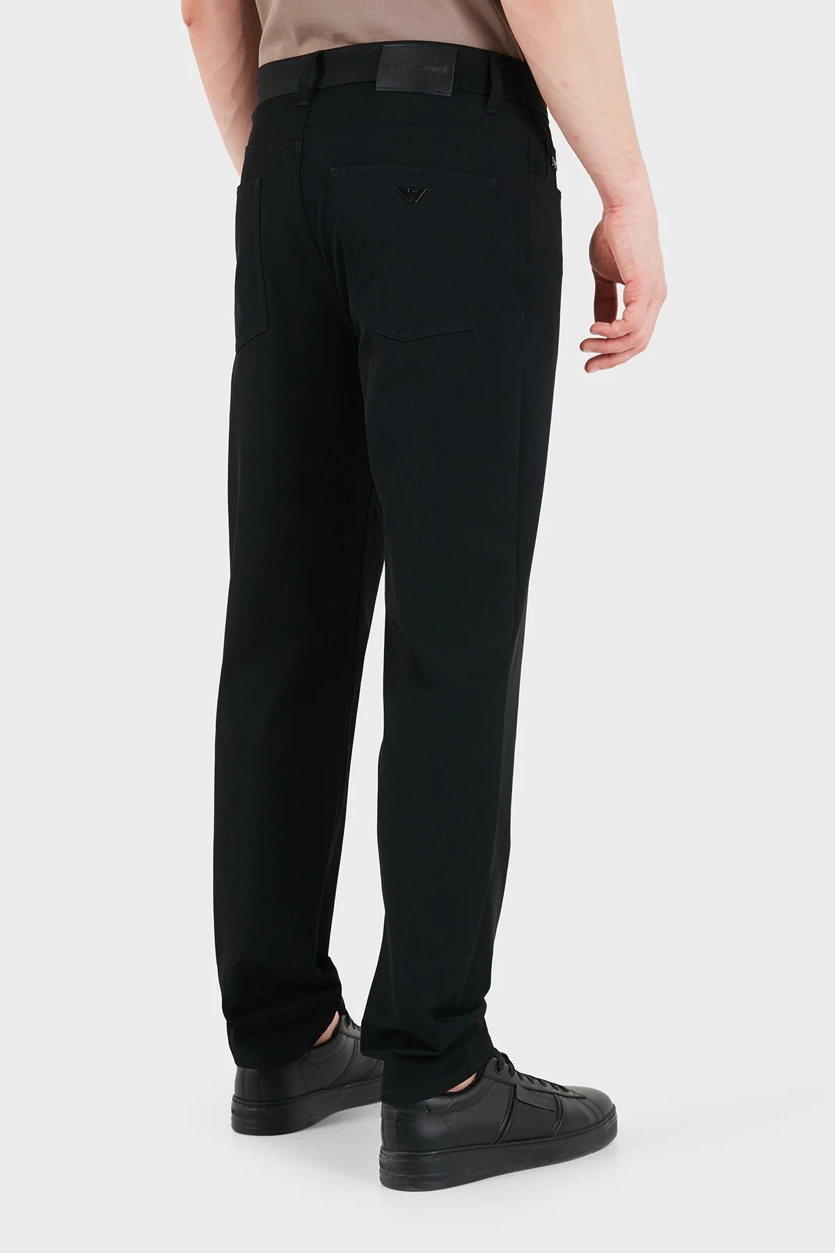 Emporio Armani Regular Fit Normal Bel Düz Paça Jeans Erkek Kot Pantolon EM001010 AF18502 UC001 SİYAH - 3