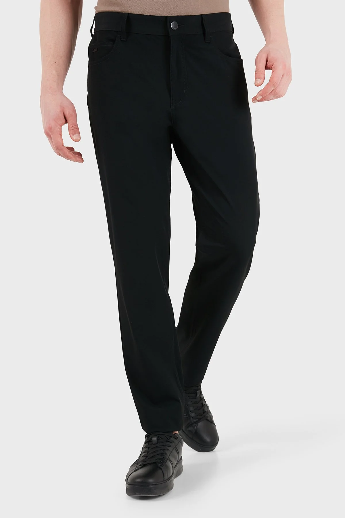 Emporio Armani Regular Fit Normal Bel Düz Paça Jeans Erkek Kot Pantolon EM001010 AF18502 UC001 SİYAH - 4