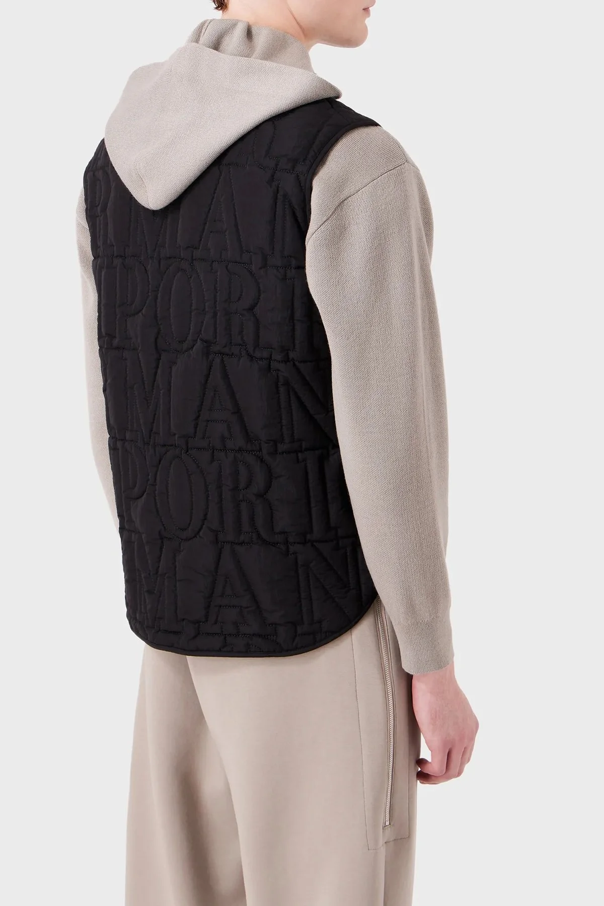 Emporio Armani Regular Fit Su Geçirmez Fermuarlı Erkek Yelek 6R1BN8 1NZKZ 0999 SİYAH - 2