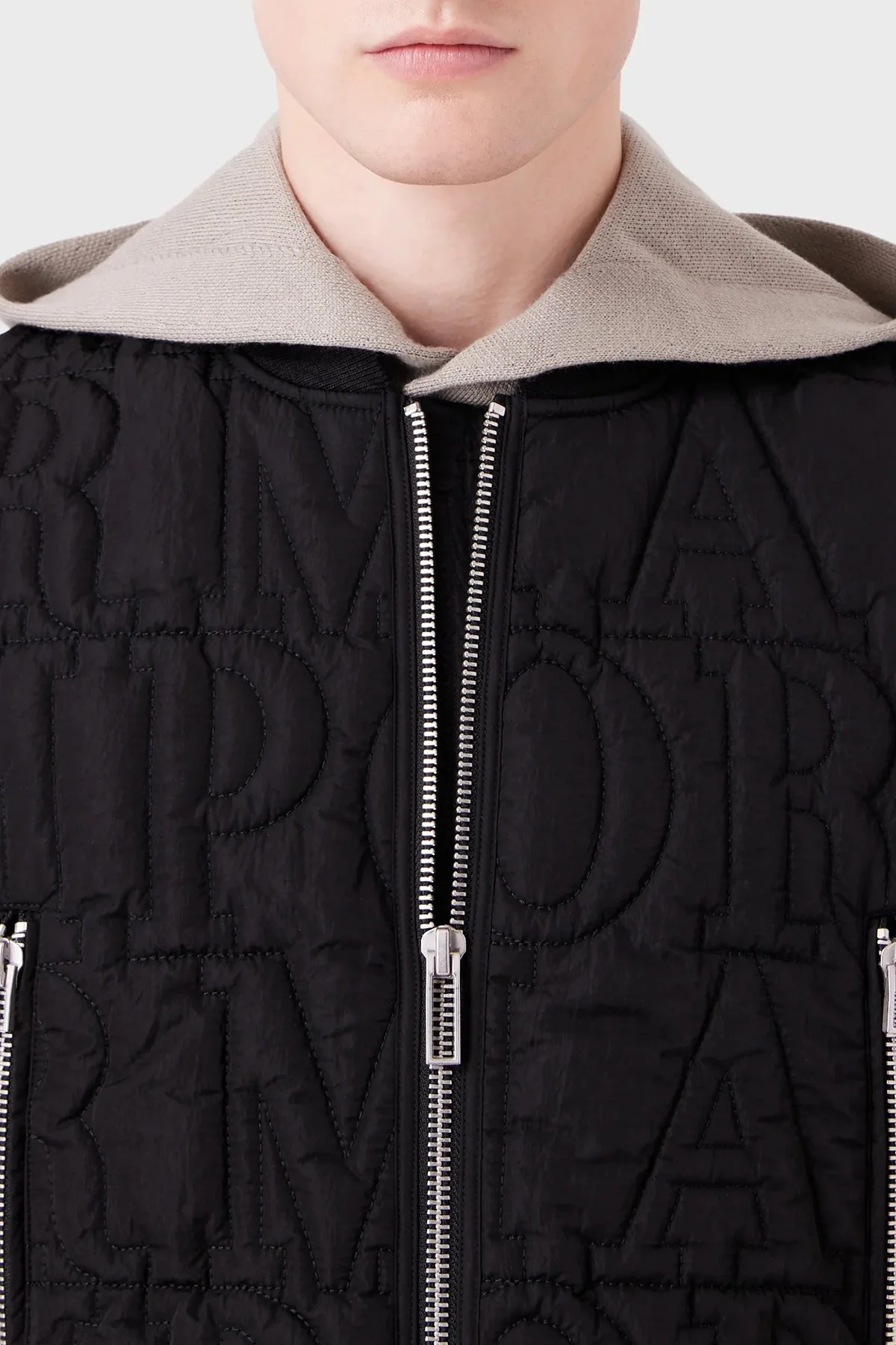 Emporio Armani Regular Fit Su Geçirmez Fermuarlı Erkek Yelek 6R1BN8 1NZKZ 0999 SİYAH - 4