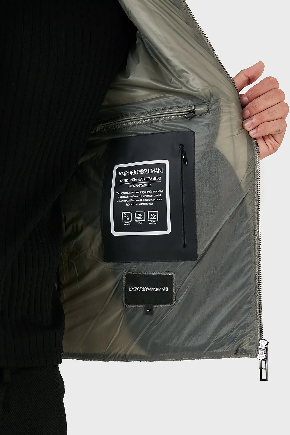 Emporio Armani Regular Fit Su Geçirmez Kapüşonlu Şişme Erkek Mont 6R1B79 1NKZZ 0606 HAKİ - 11