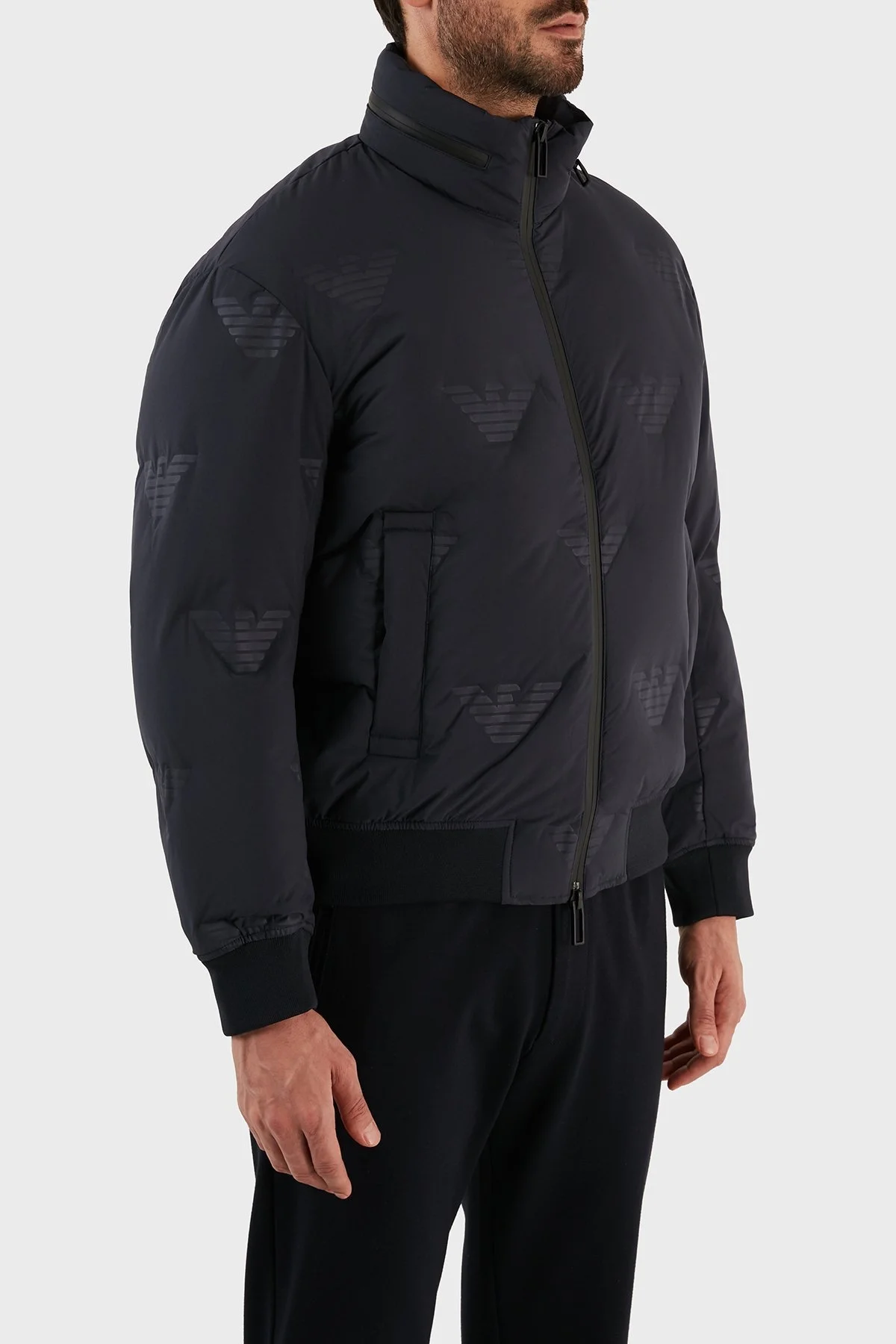 Emporio Armani Regular Fit Su ve Rüzgar Geçirmez Ördek Tüyü Dolgulu Erkek Mont 6L1BP4 1NNDZ 0920 LACİVERT - 3