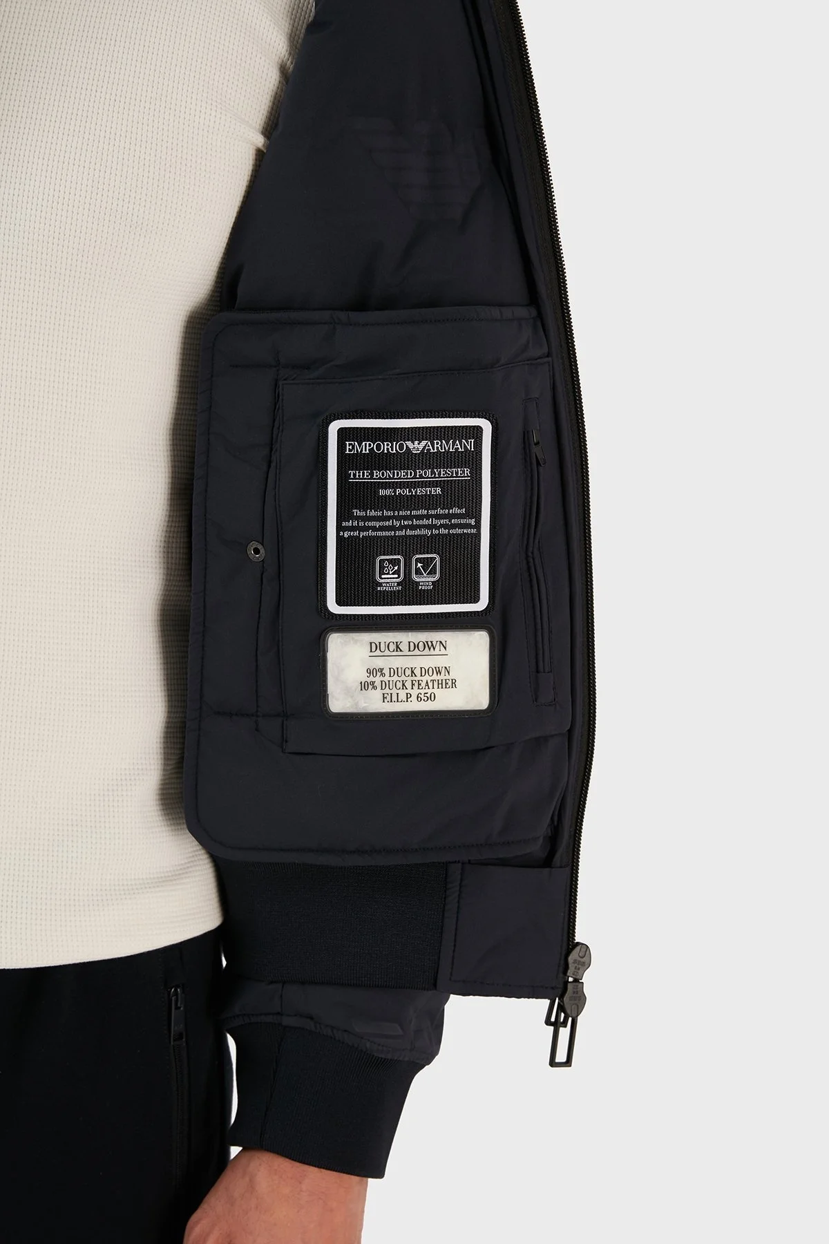 Emporio Armani Regular Fit Su ve Rüzgar Geçirmez Ördek Tüyü Dolgulu Erkek Mont 6L1BP4 1NNDZ 0920 LACİVERT - 6
