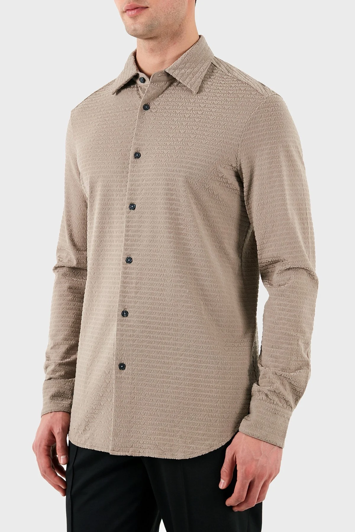 Emporio Armani Regular Fit Tümü Logolu Erkek Gömlek EM001537 AF10017 F6063 BEJ - 4
