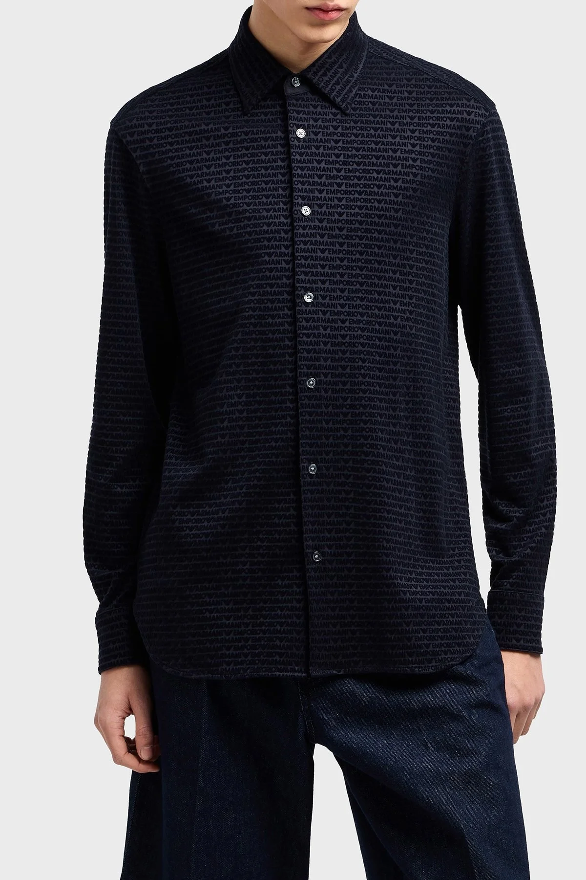 Emporio Armani Regular Fit Tümü Logolu Erkek Gömlek EM001537 AF10017 FB229 LACİVERT - 1