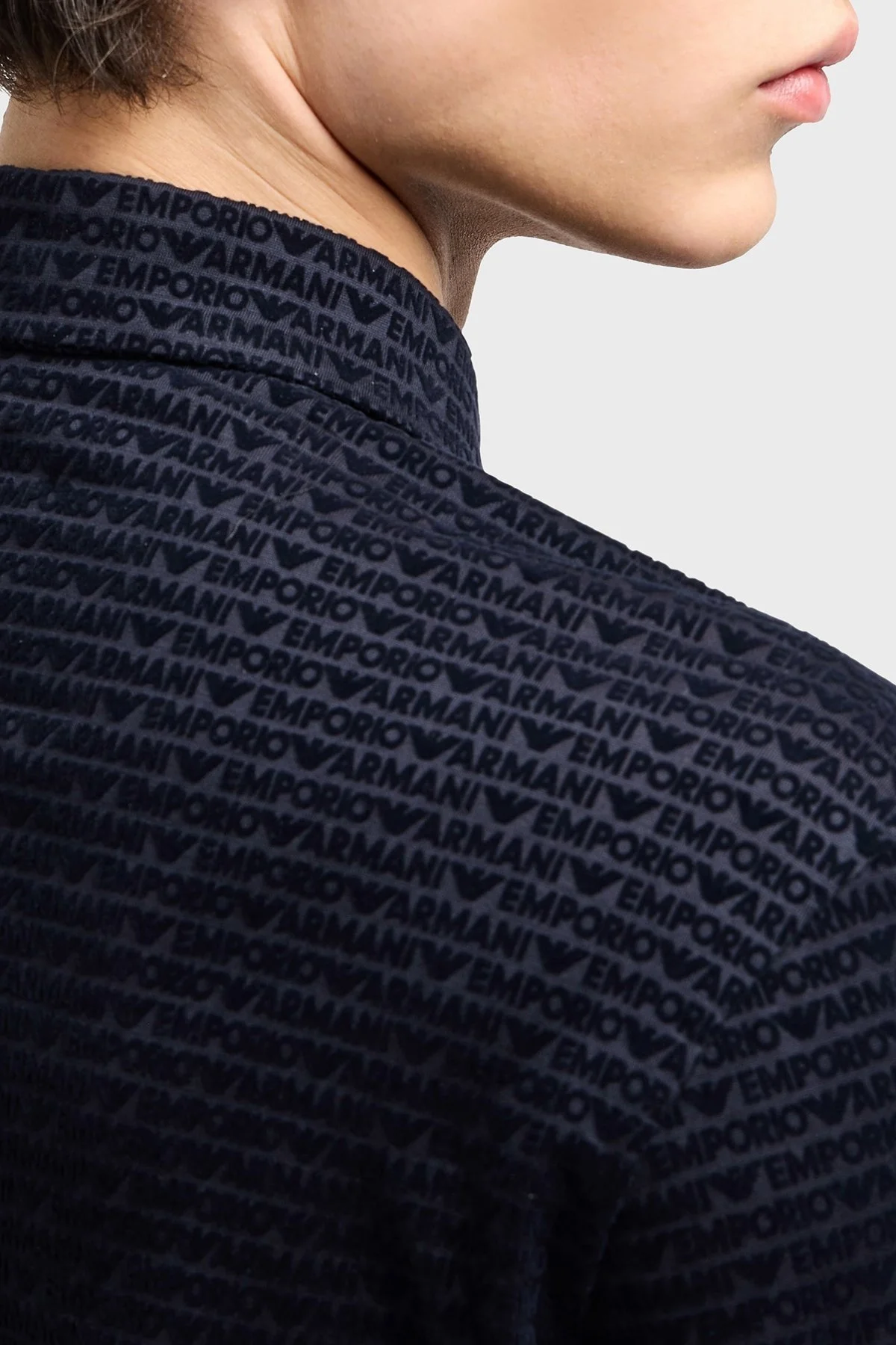 Emporio Armani Regular Fit Tümü Logolu Erkek Gömlek EM001537 AF10017 FB229 LACİVERT - 4