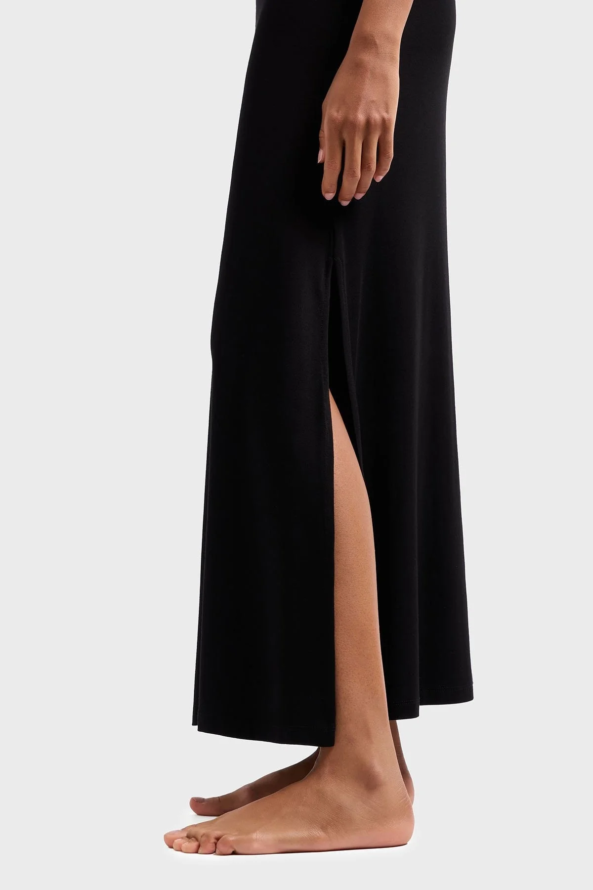 Emporio Armani Relaxed Fit Bisiklet Yaka Yırtmaçlı Midi Boy Bayan Plaj Elbisesi EW000784 AF12192 UC001 SİYAH - 6