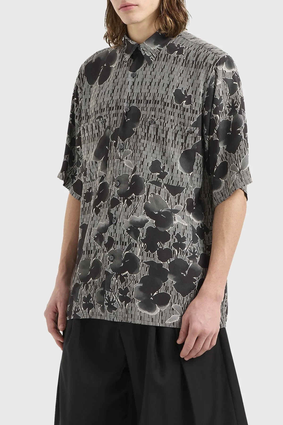 Emporio Armani Relaxed Fit Cepli Kısa Kollu Erkek Gömlek E31F10 F1343 991 SİYAH - 1