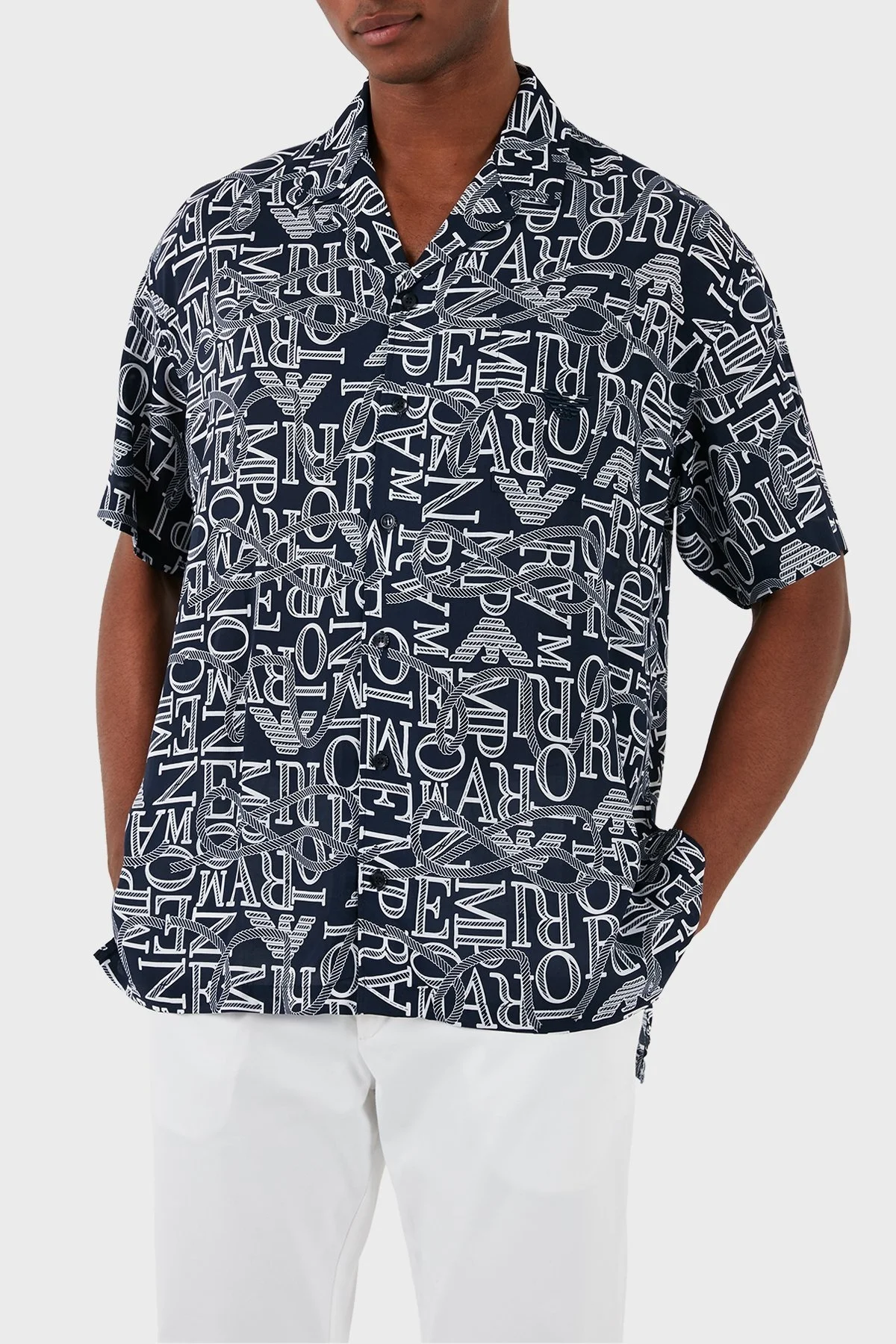 Emporio Armani Relaxed Fit Kısa Kollu Erkek Gömlek 211881 4R466 68536 LACİVERT-BEYAZ - 1