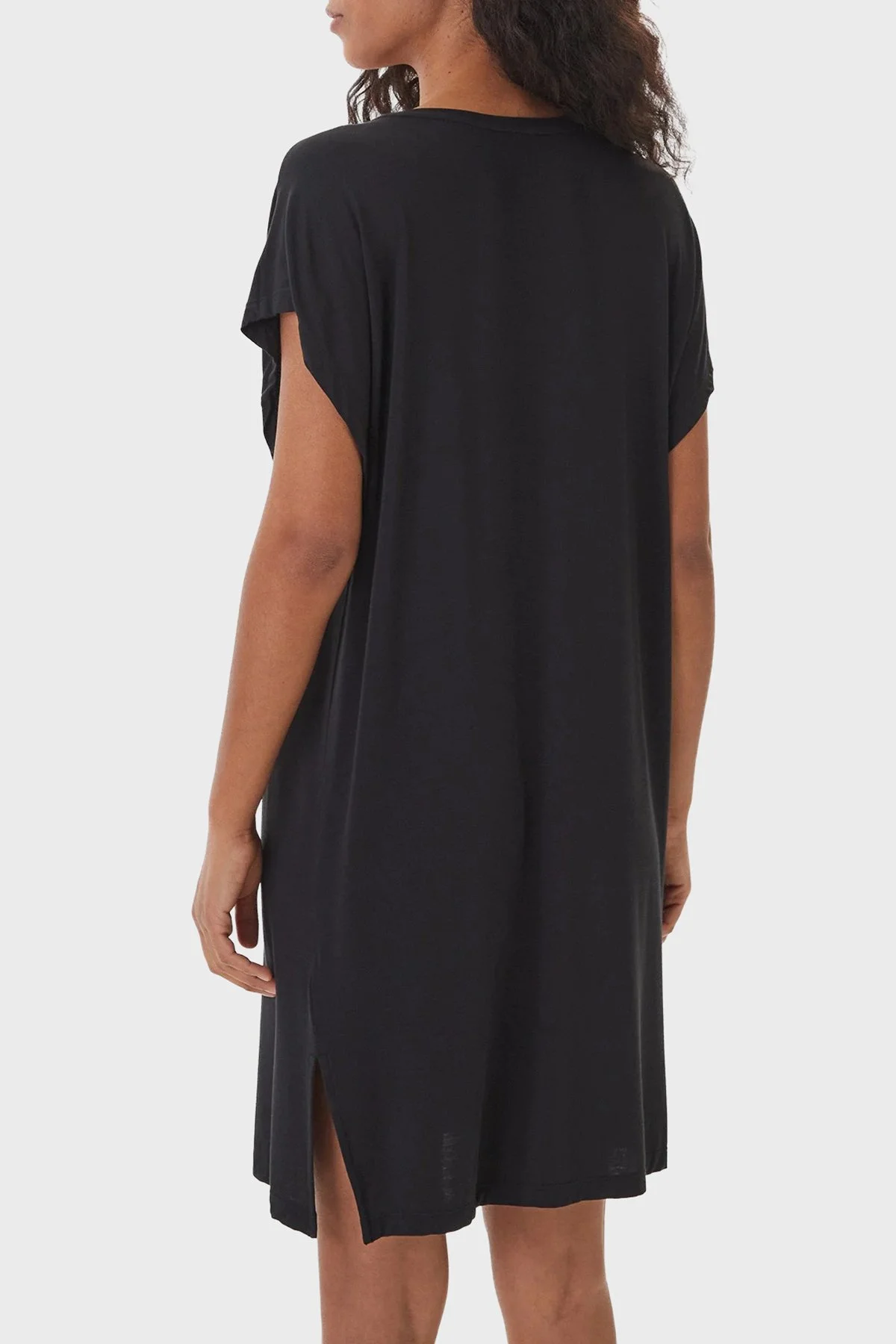 Emporio Armani Relaxed Fit Logolu Yuvarlak Yaka Bayan Elbise EW002965 AF19024 UC001 SİYAH - 2