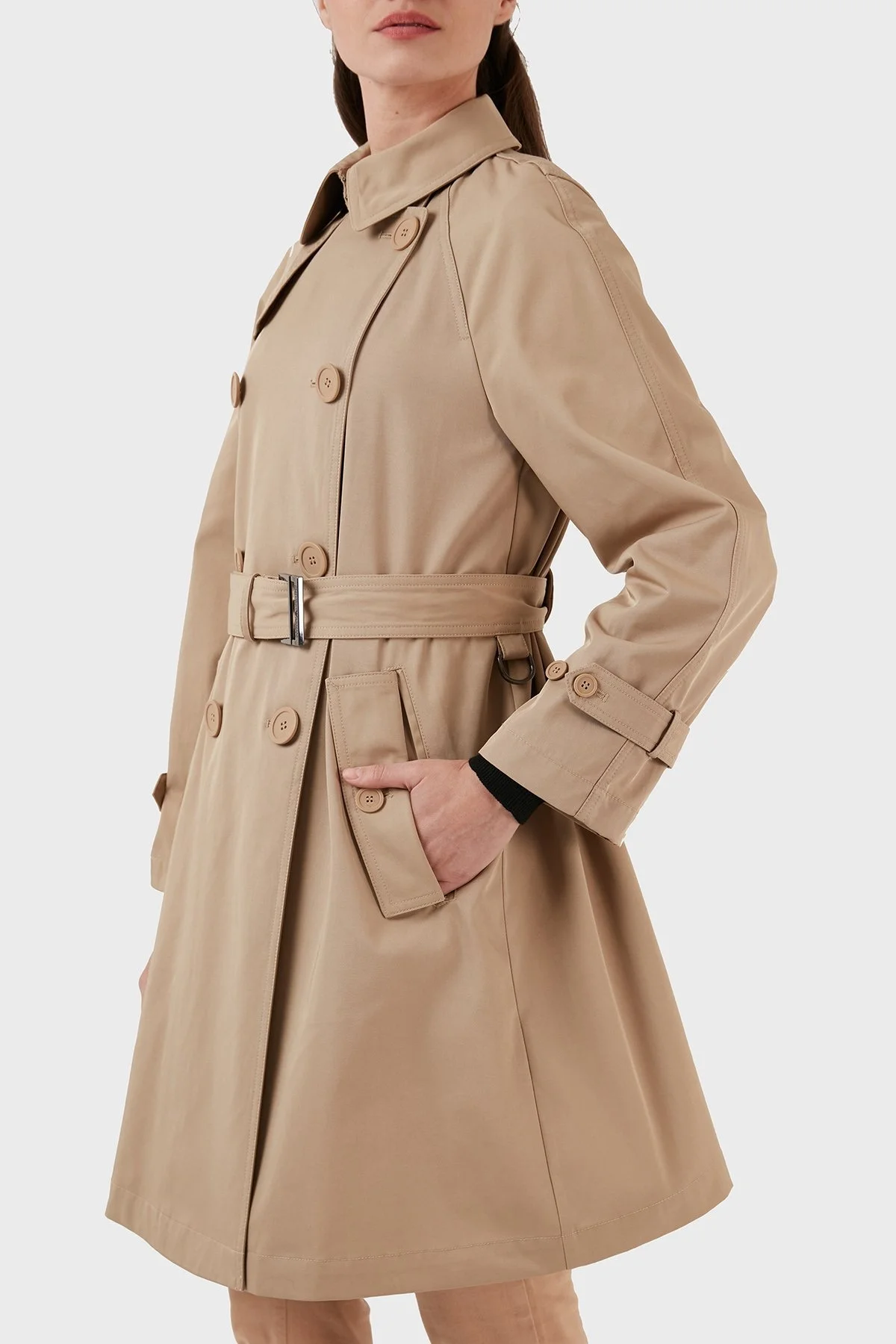 Emporio Armani Relaxed Fit Su İtici Nefes Alabilir Kemerli Yırtmaçlı Bayan Trençkot 3R2L72 2NHYZ 0132 CAMEL - 3