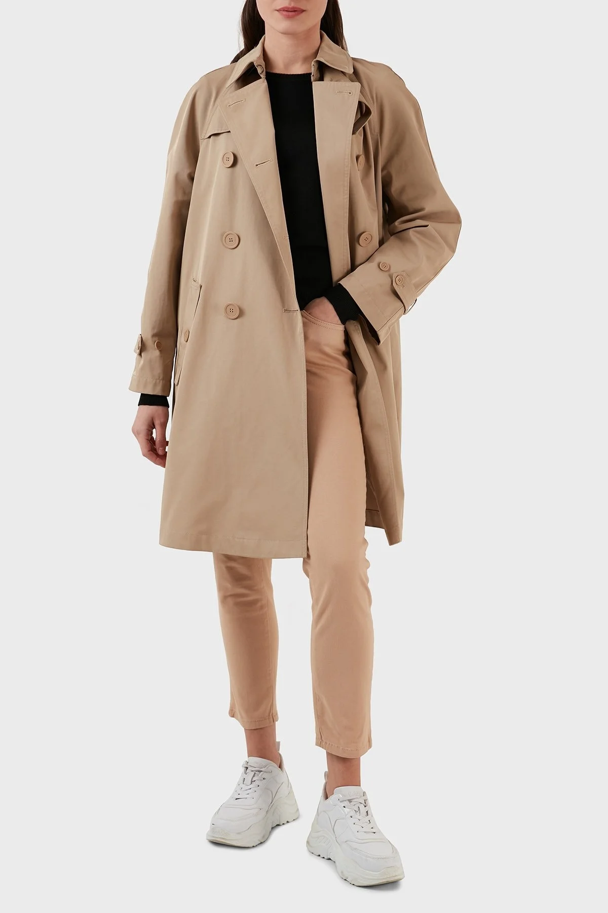 Emporio Armani Relaxed Fit Su İtici Nefes Alabilir Kemerli Yırtmaçlı Bayan Trençkot 3R2L72 2NHYZ 0132 CAMEL - 9