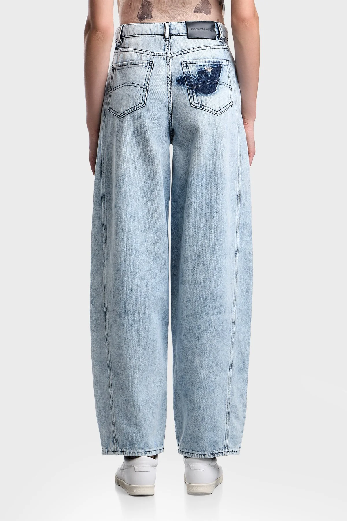 Emporio Armani Relaxed Fit Yüksek Bel Geniş Paça Jeans Kadın Kot Pantolon EW004409 AF21085 MB003 AÇIK MAVİ - 3