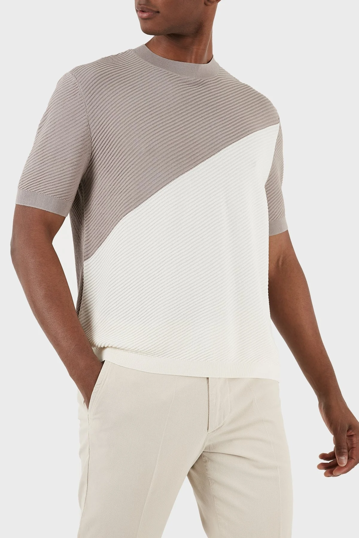 Emporio Armani Renk Bloklu Bisiklet Yaka % 100 Pamuk Triko Erkek Kazak 3D1MXW 1MQFZ F633 BEYAZ - 3