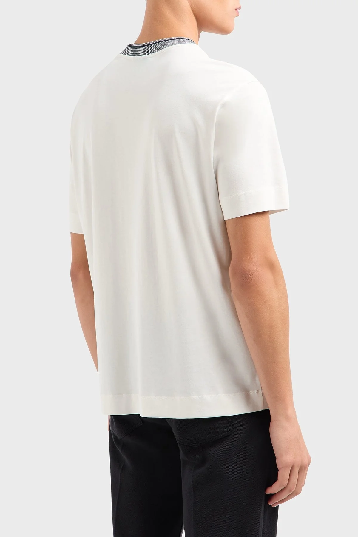 Emporio Armani Şerit Detaylı % 100 Pamuk Regular Fit Sıfıt Yaka Erkek T Shirt EM000853 AF12926 U0003 BEYAZ - 3