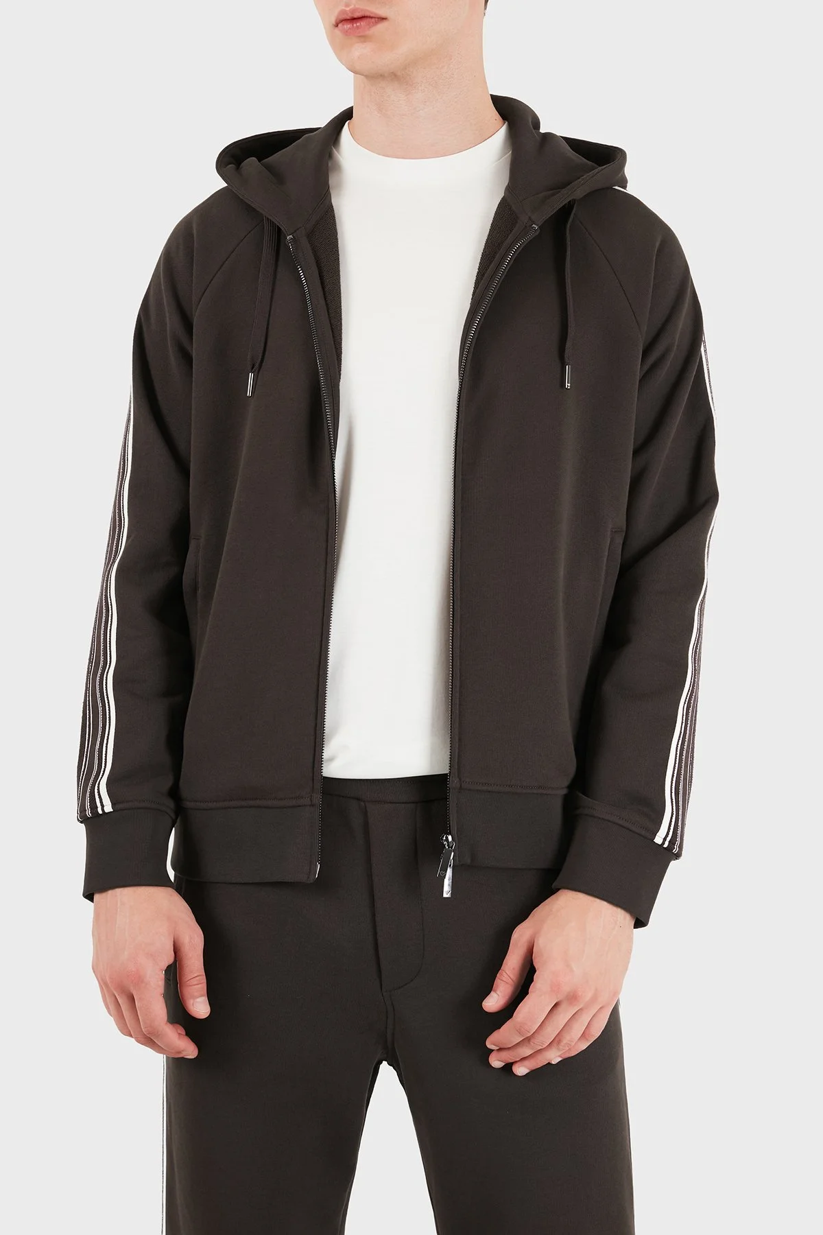 Emporio Armani Şerit Detaylı Pamuklu Kapüşonlu Fermuarlı Erkek Sweat EM006849 AF13713 U6030 Koyu kahve - 6
